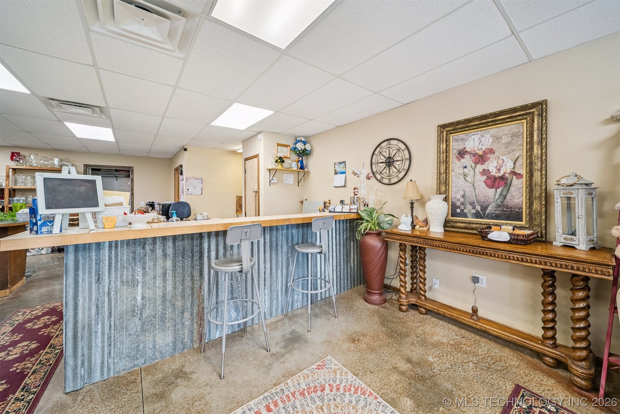 421 E Commercial Street Property Photo 12