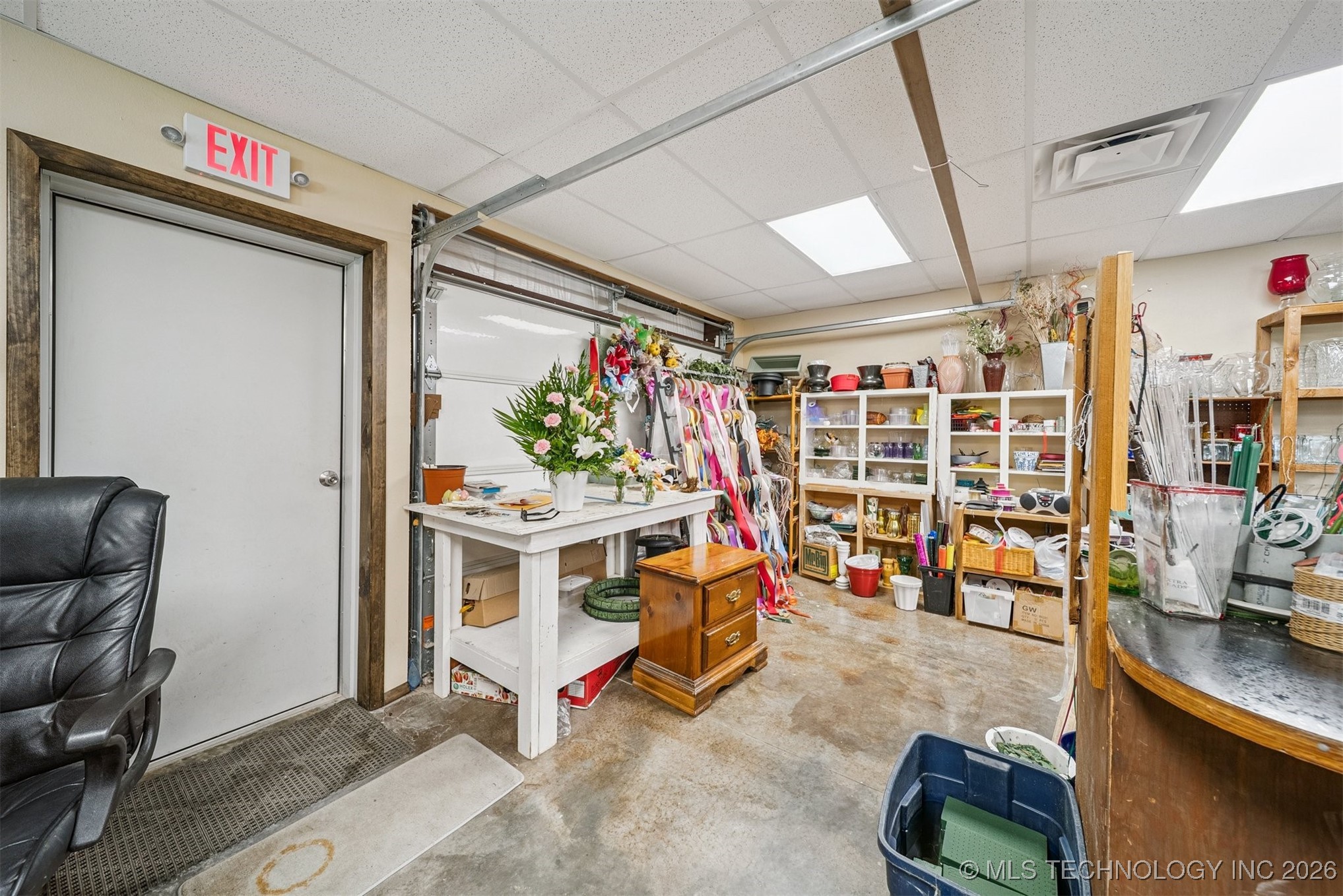 421 E Commercial Street Property Photo 20