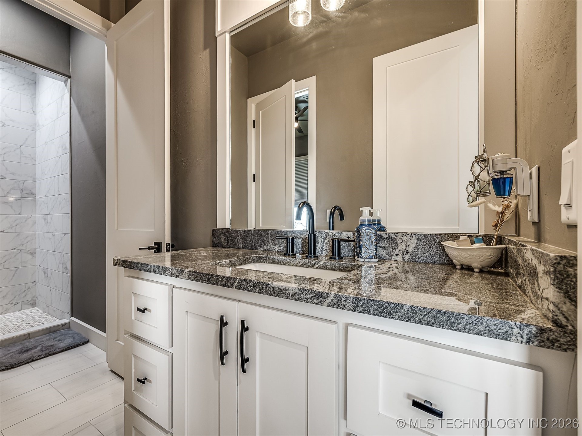 120408 S 4201 Road Property Photo 86