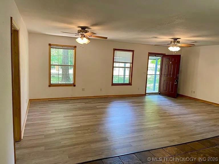 4110 Derrick Street Property Photo 5