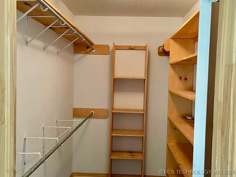 4110 Derrick Street Property Photo 8