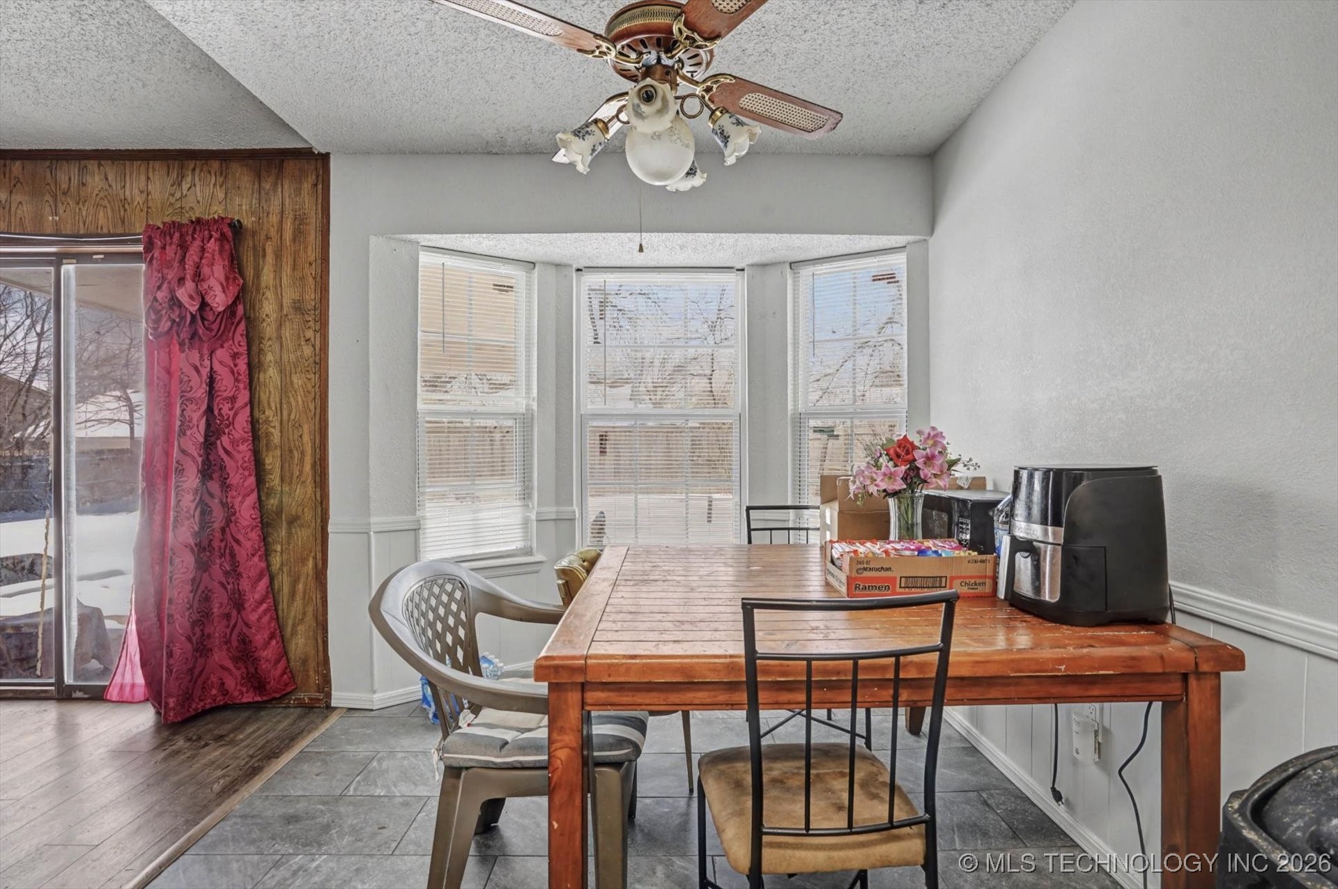 3356 S 142nd East Avenue Property Photo 9