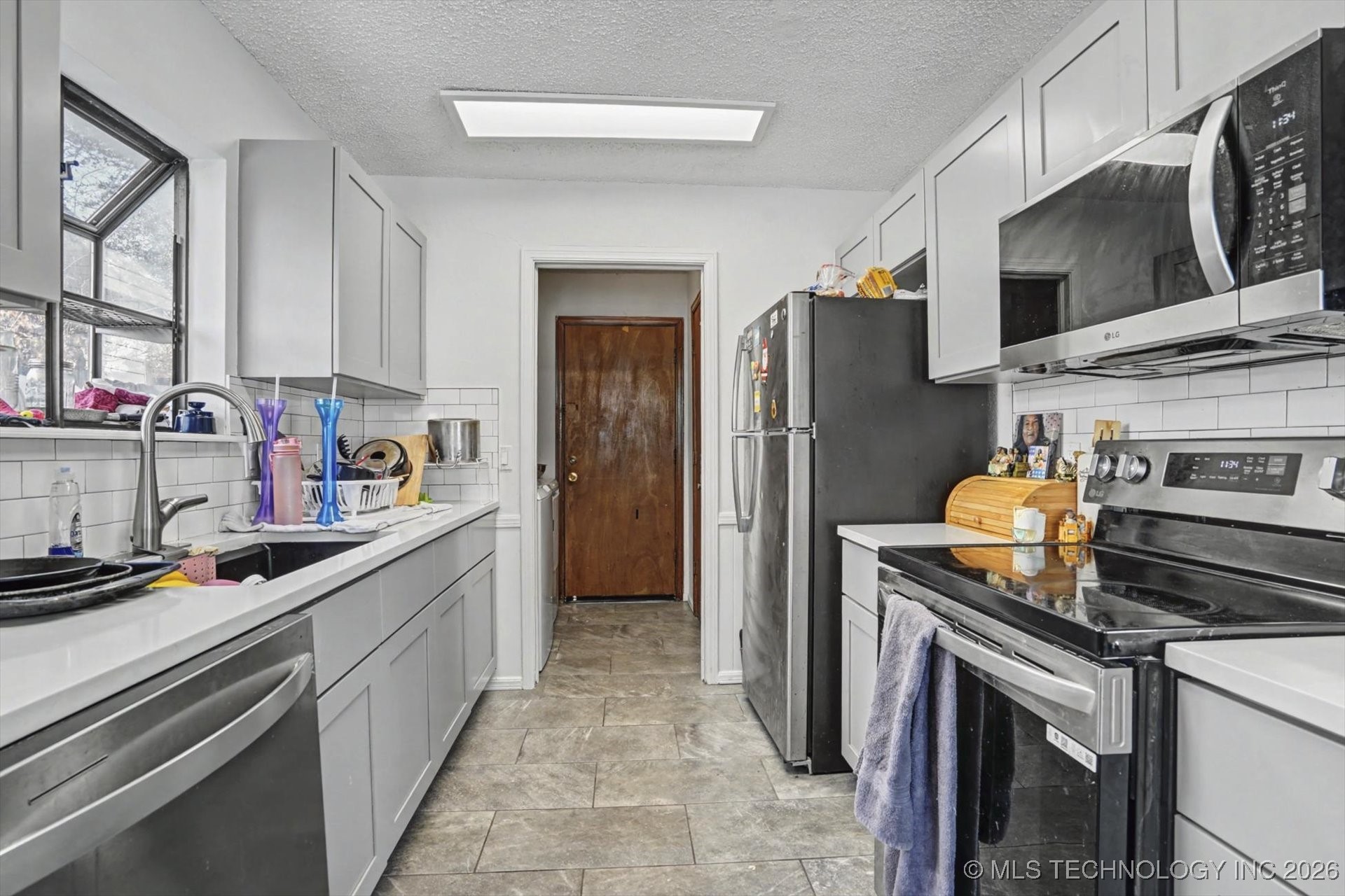 3356 S 142nd East Avenue Property Photo 11