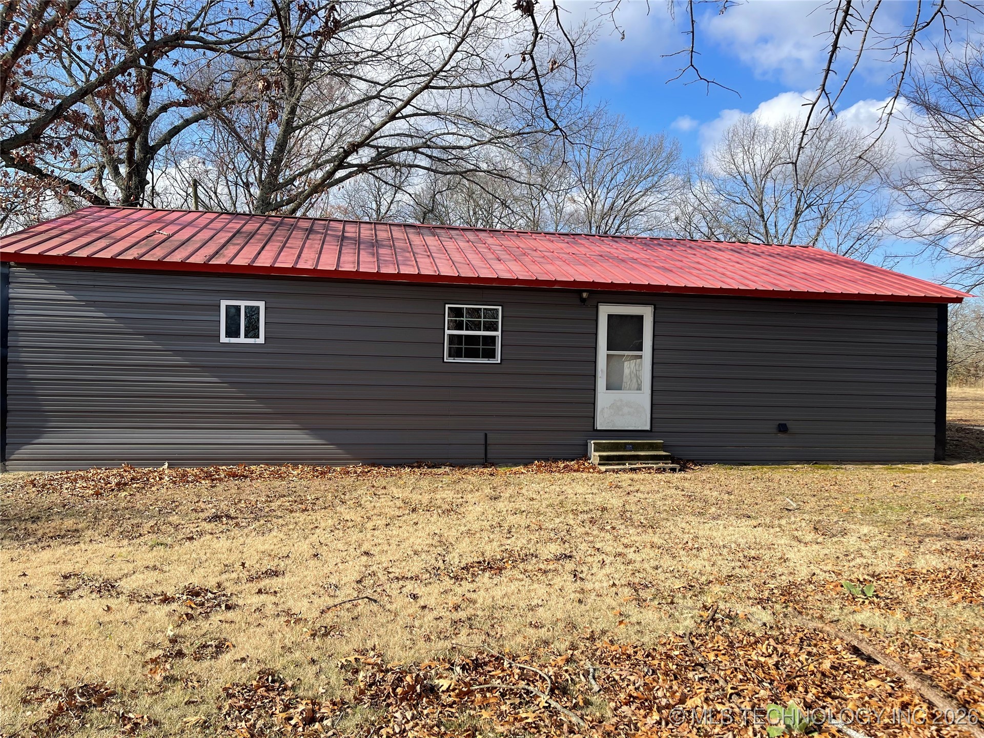 12078 S Forrest Hill Road Property Photo 2