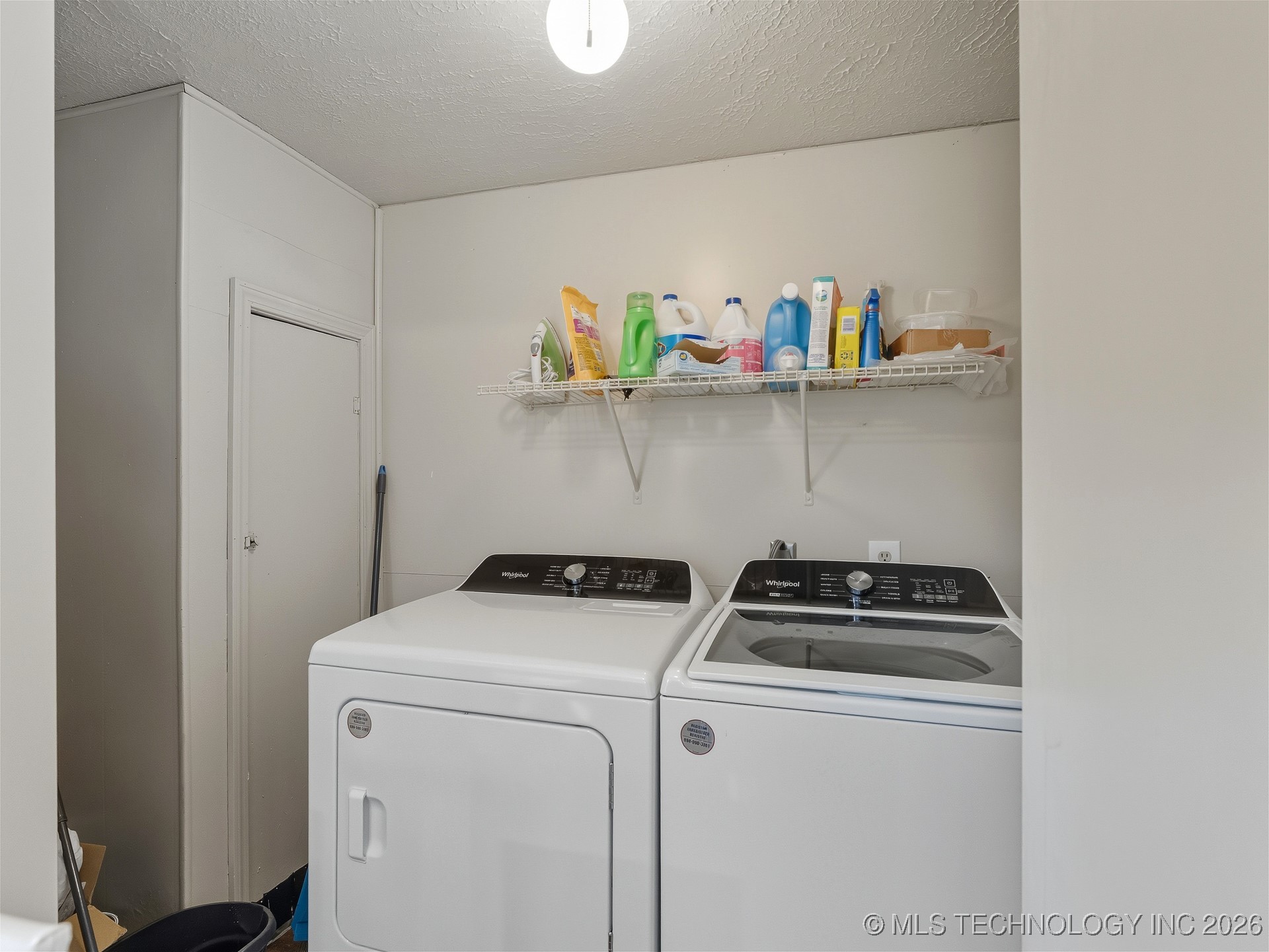 1215 E Beverly Property Photo 14