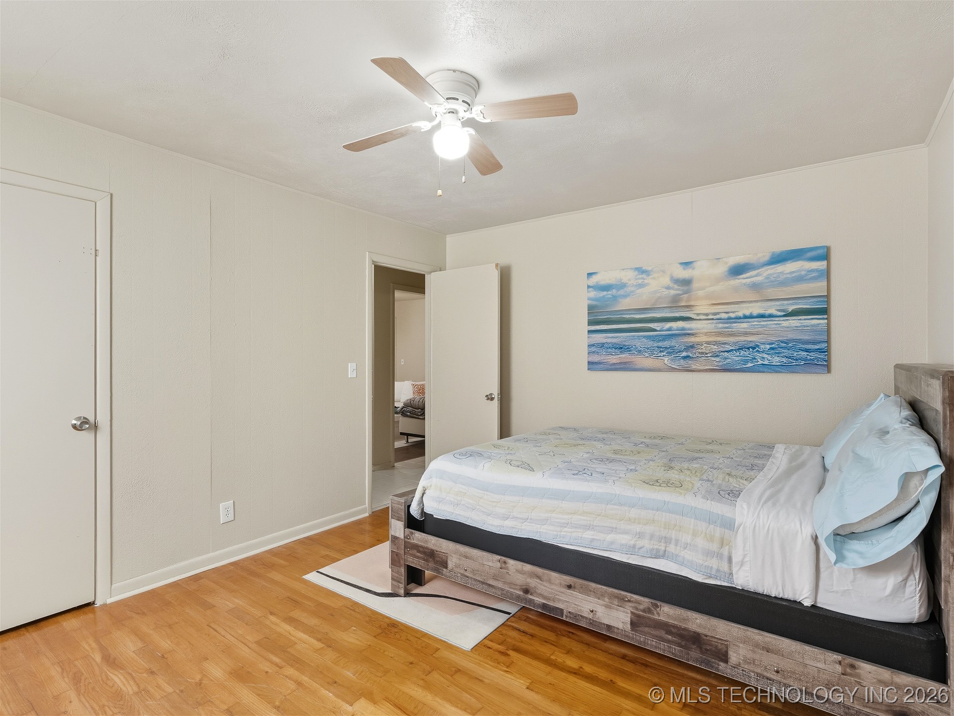 1215 E Beverly Property Photo 25