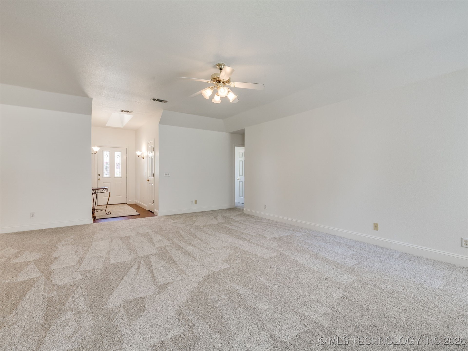 4717 S Ash Avenue Property Photo 34