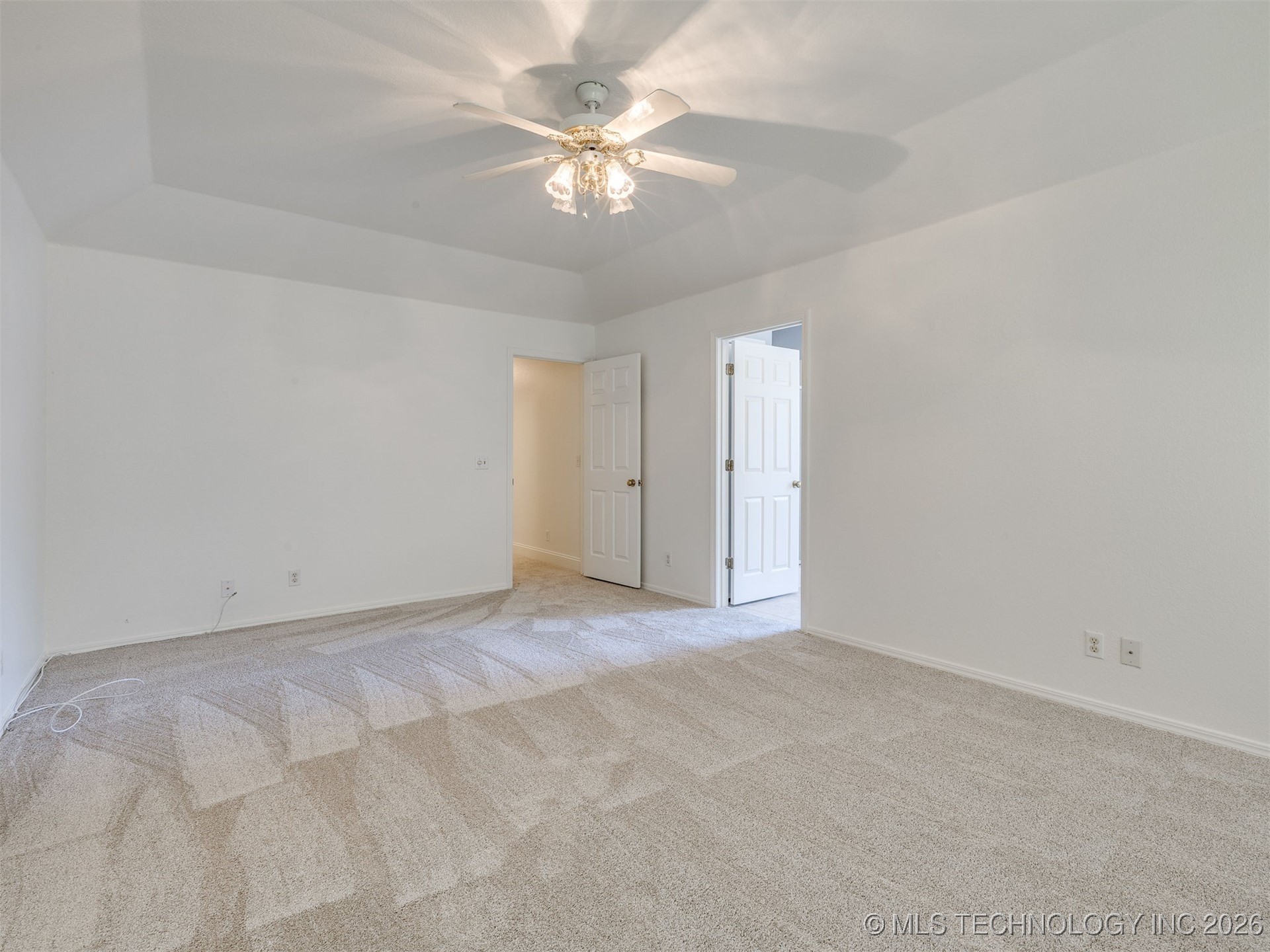 4717 S Ash Avenue Property Photo 44