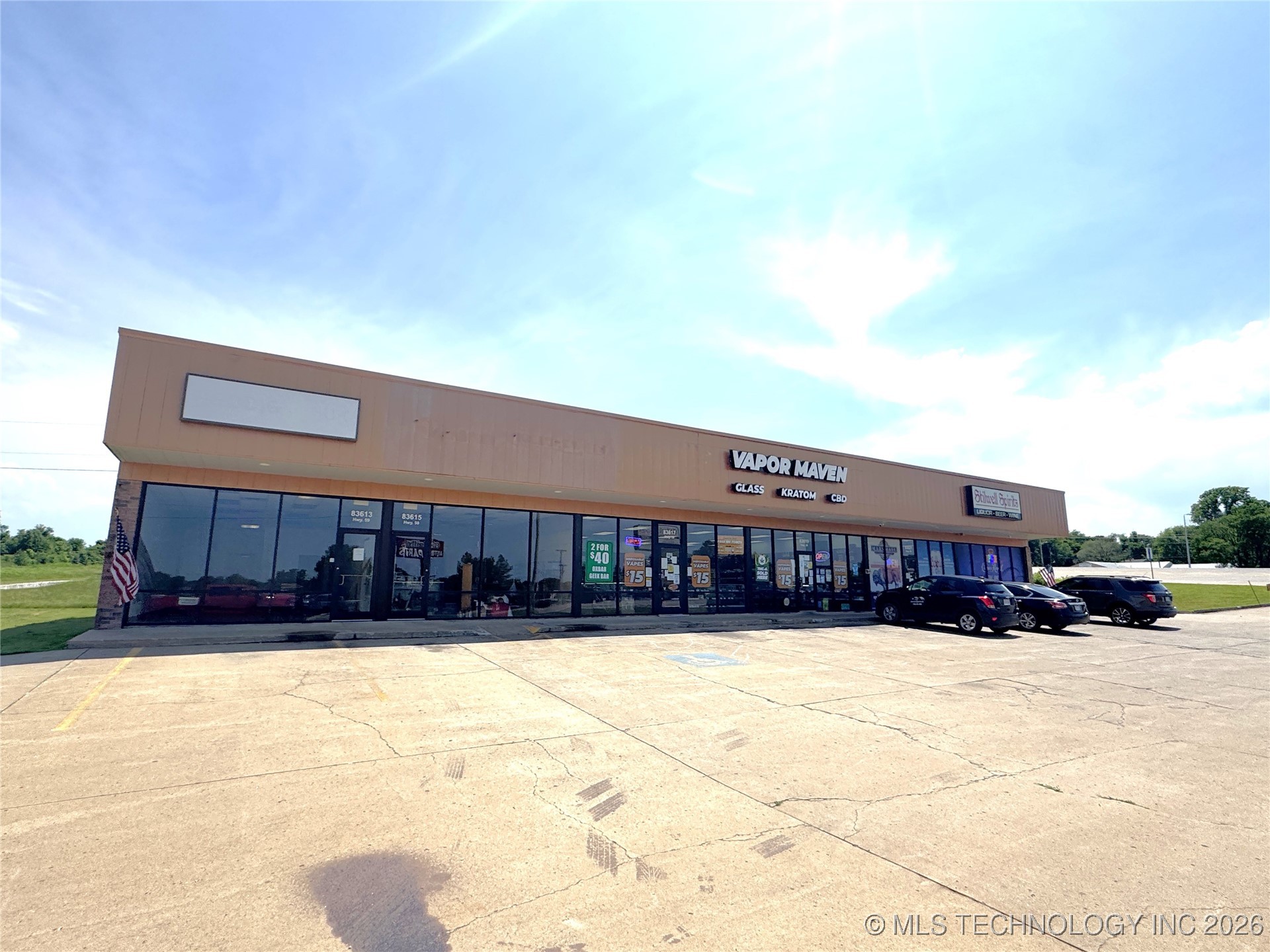 83621 S Highway 59 Property Photo 2