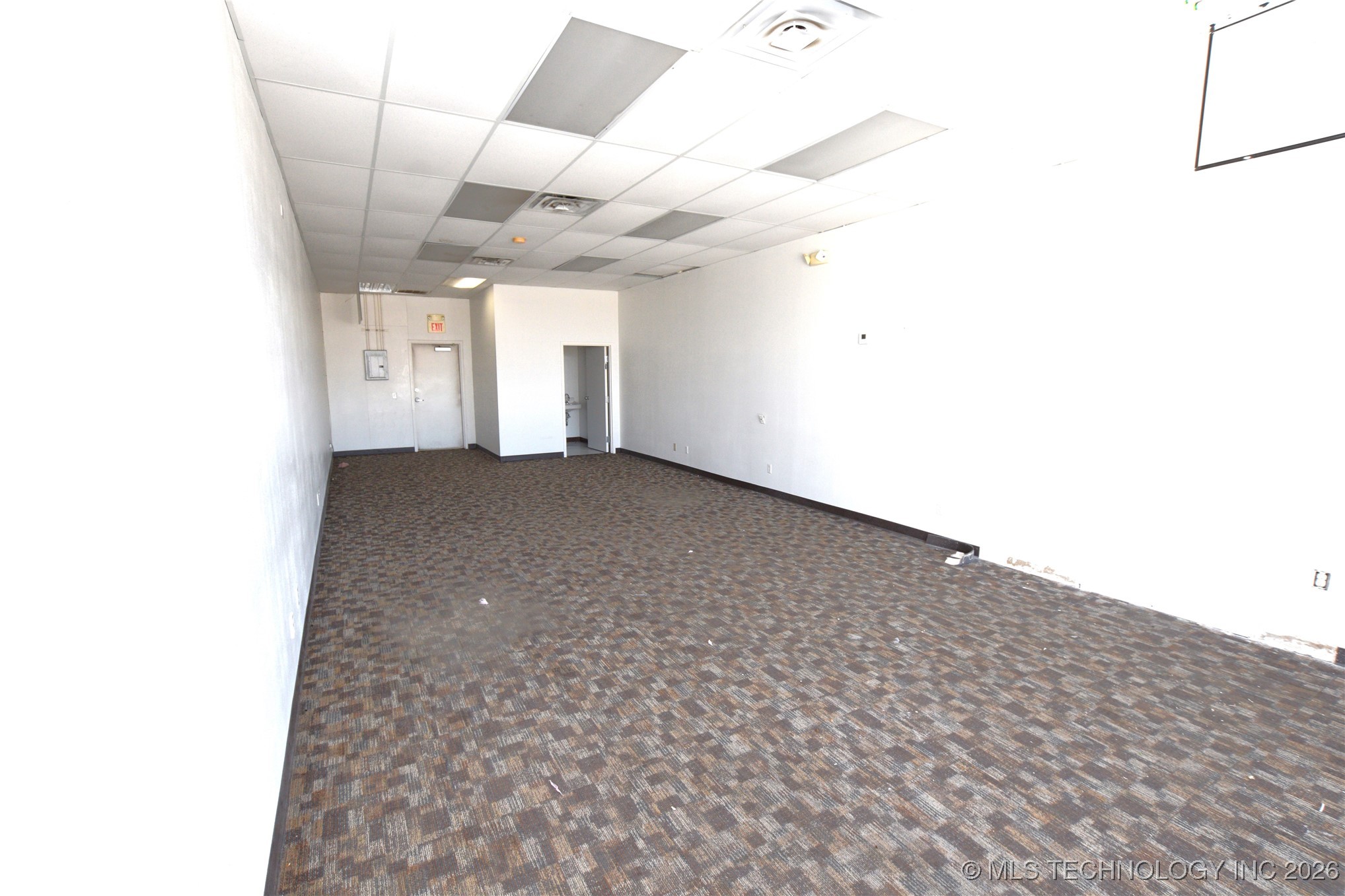 83621 S Highway 59 Property Photo 9