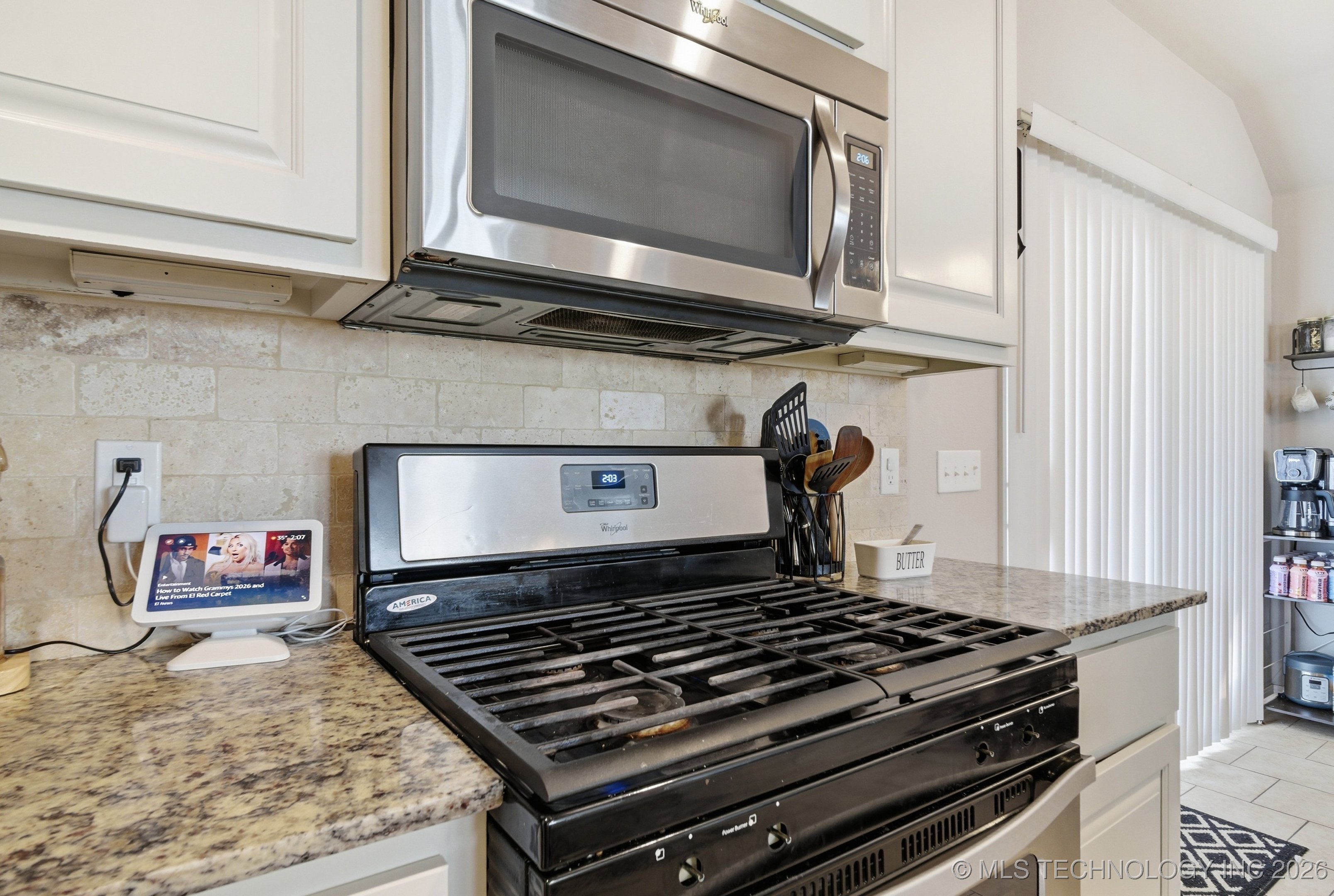 508 E Grant Place Property Photo 13