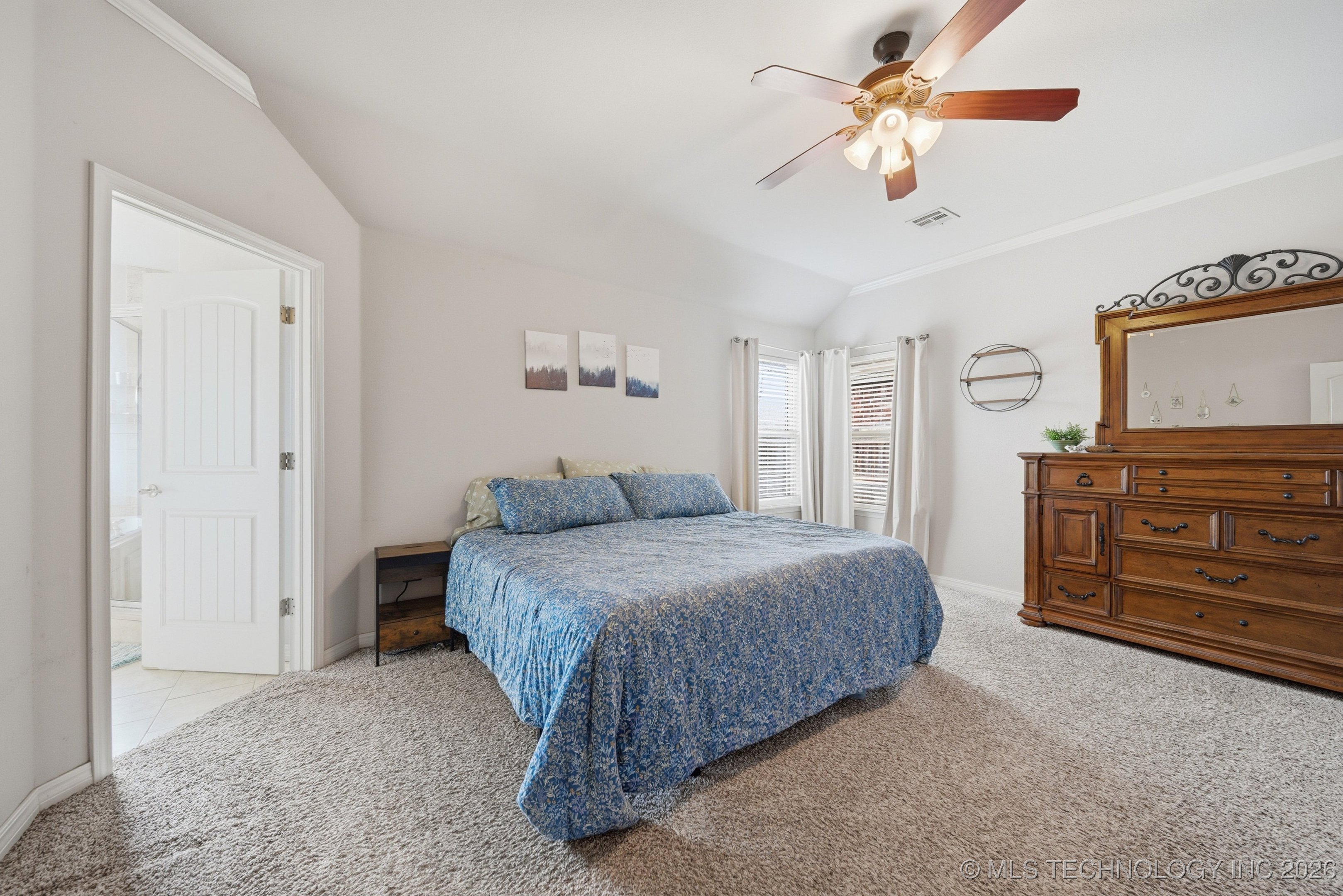 508 E Grant Place Property Photo 15