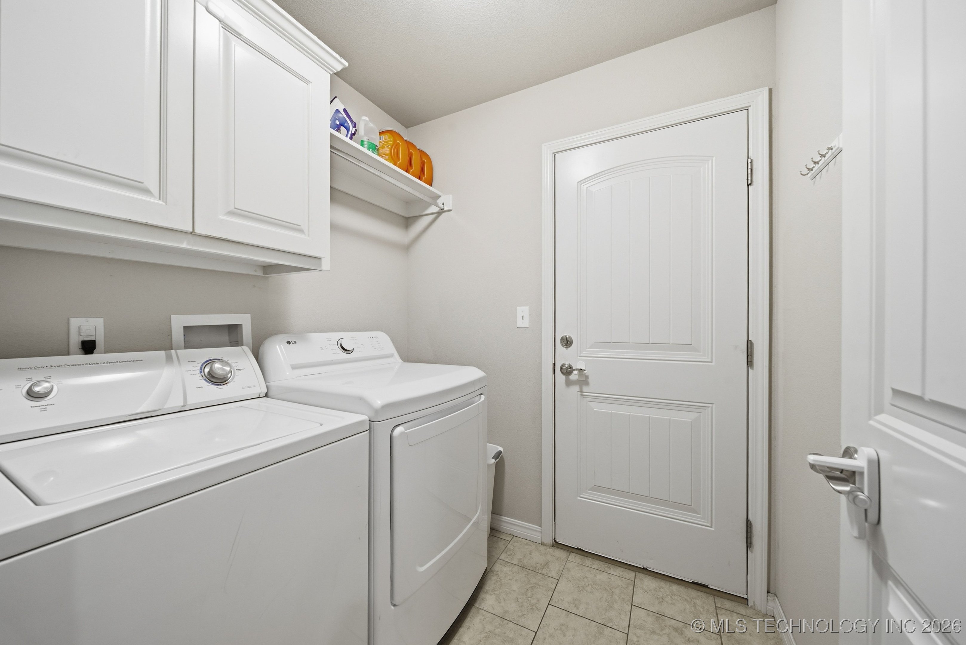 508 E Grant Place Property Photo 24