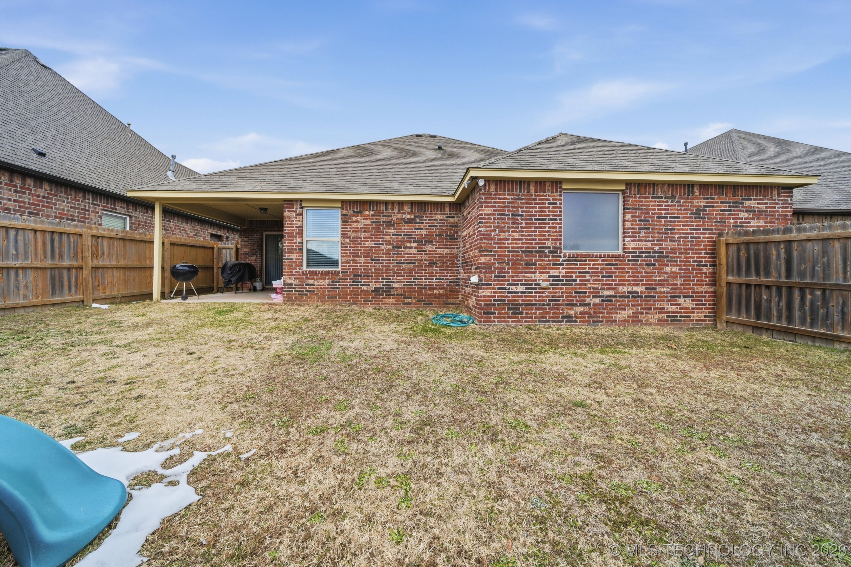 508 E Grant Place Property Photo 26