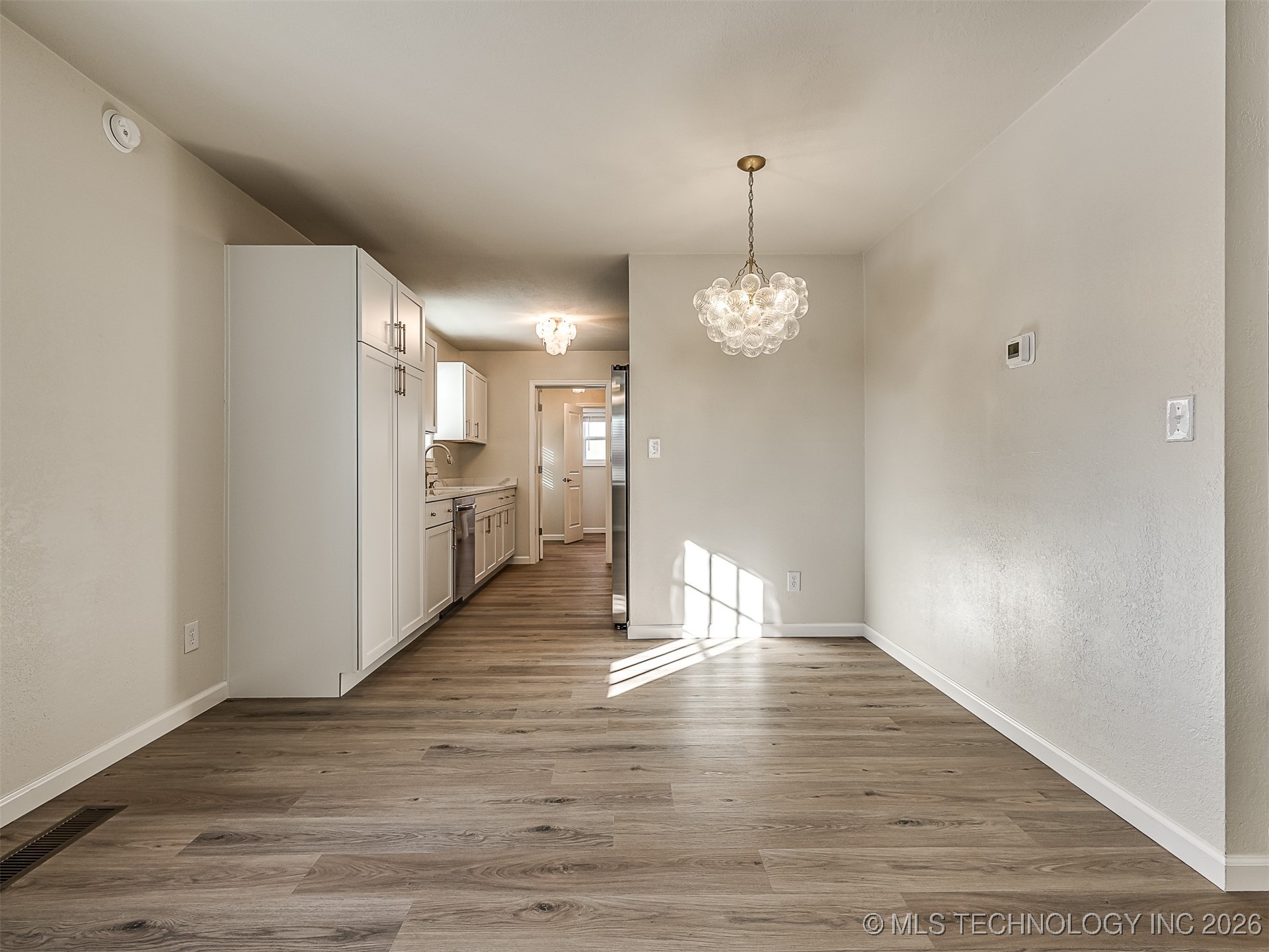 713 W Atlanta Place Property Photo 11