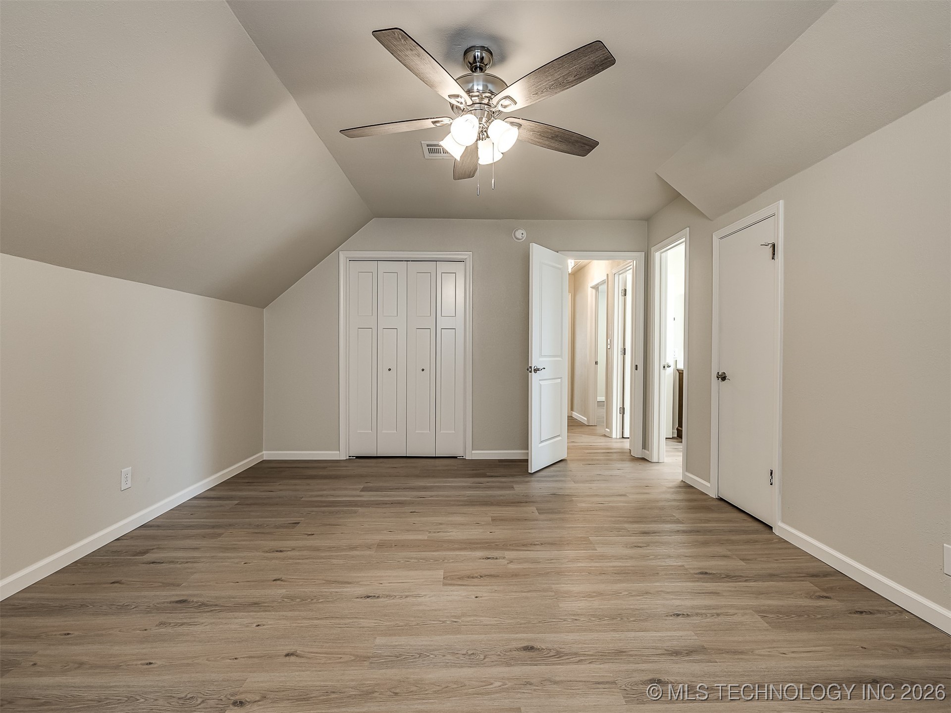 713 W Atlanta Place Property Photo 30