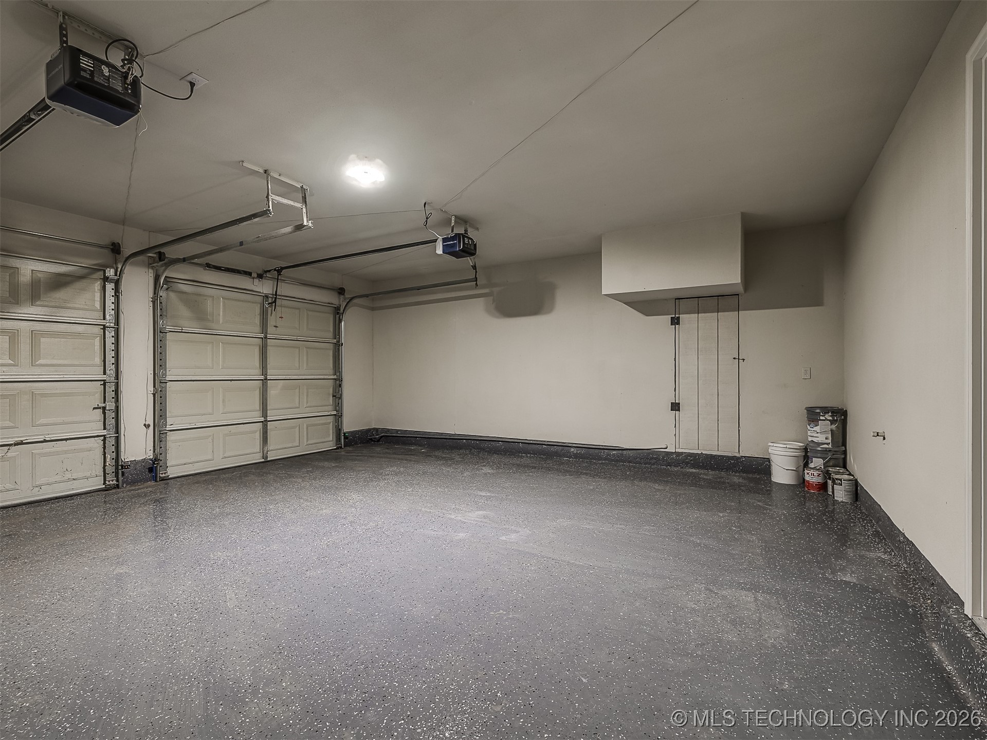 713 W Atlanta Place Property Photo 39