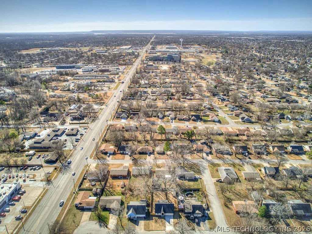 713 W Atlanta Place Property Photo 46