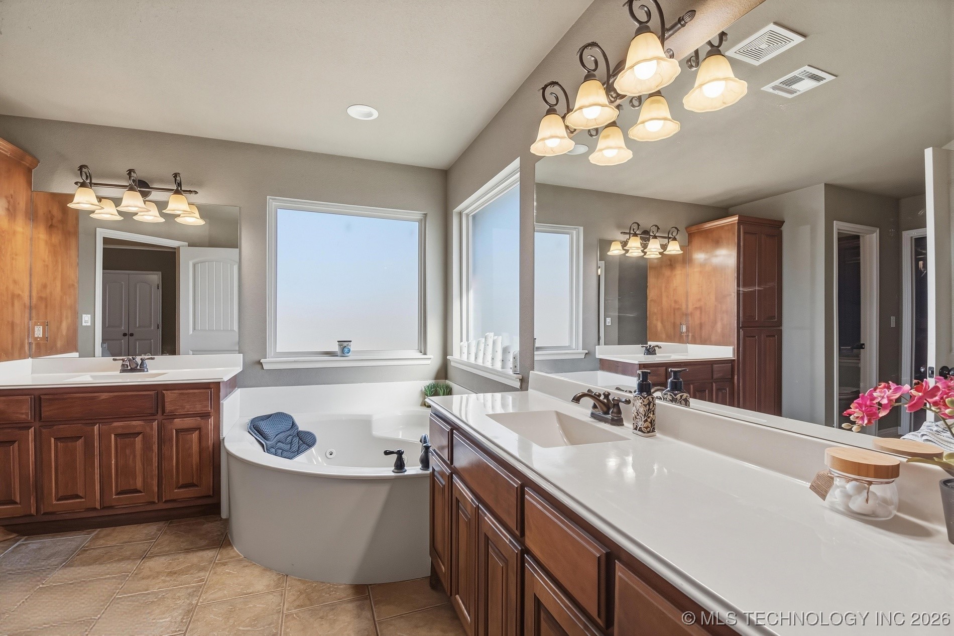 3635 E 430 Road Property Photo 24