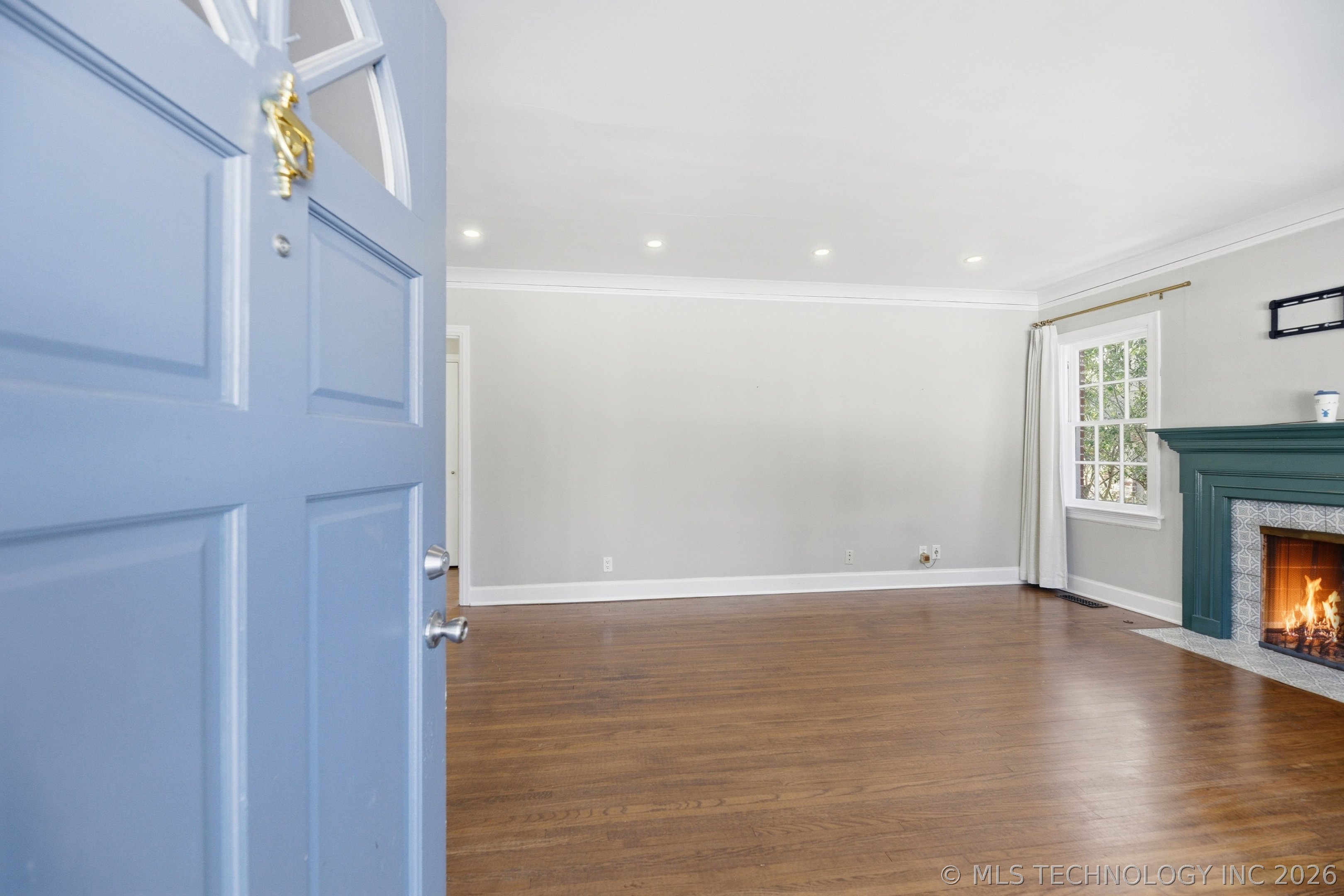 1608 E 35th Street Property Photo 3