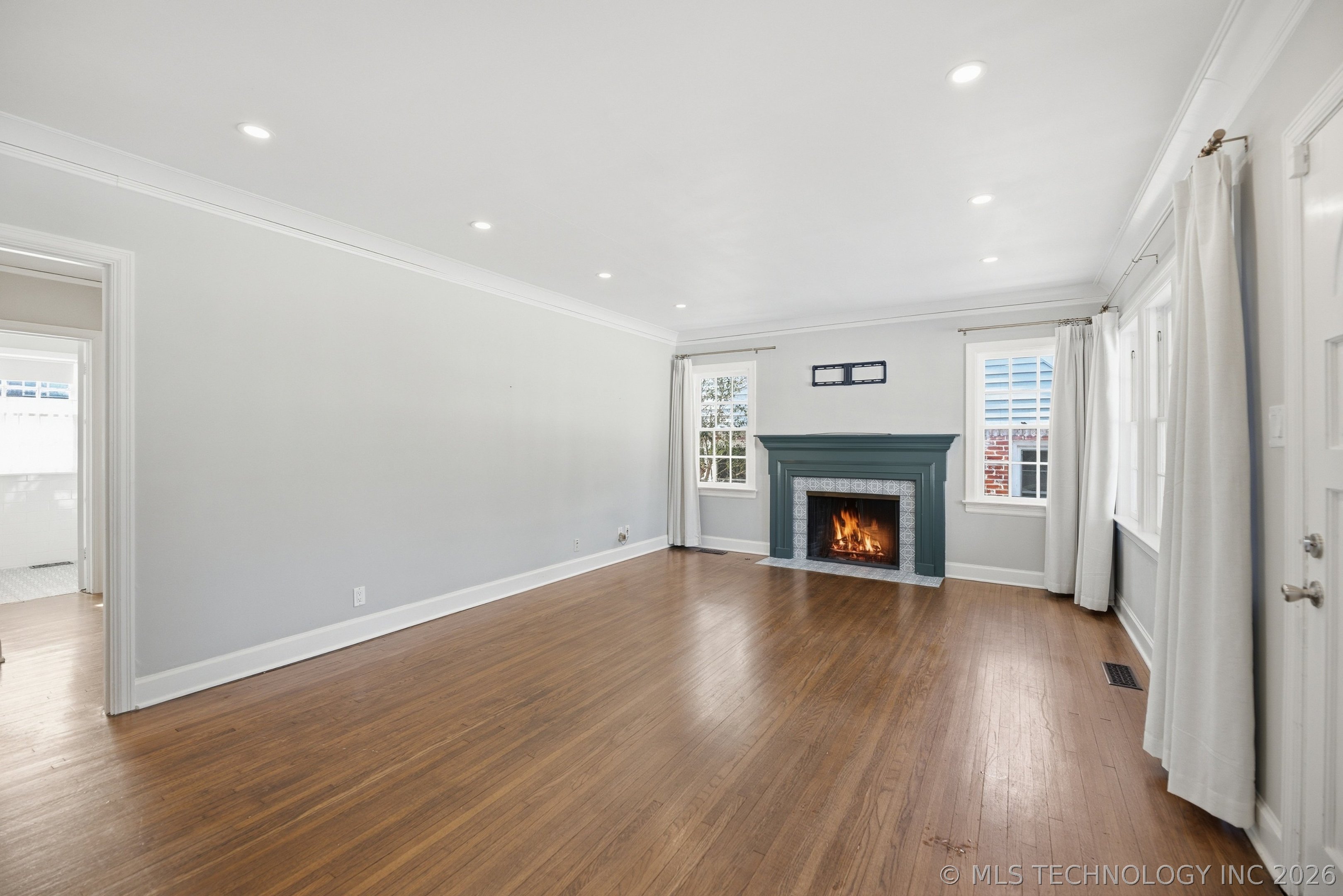 1608 E 35th Street Property Photo 5