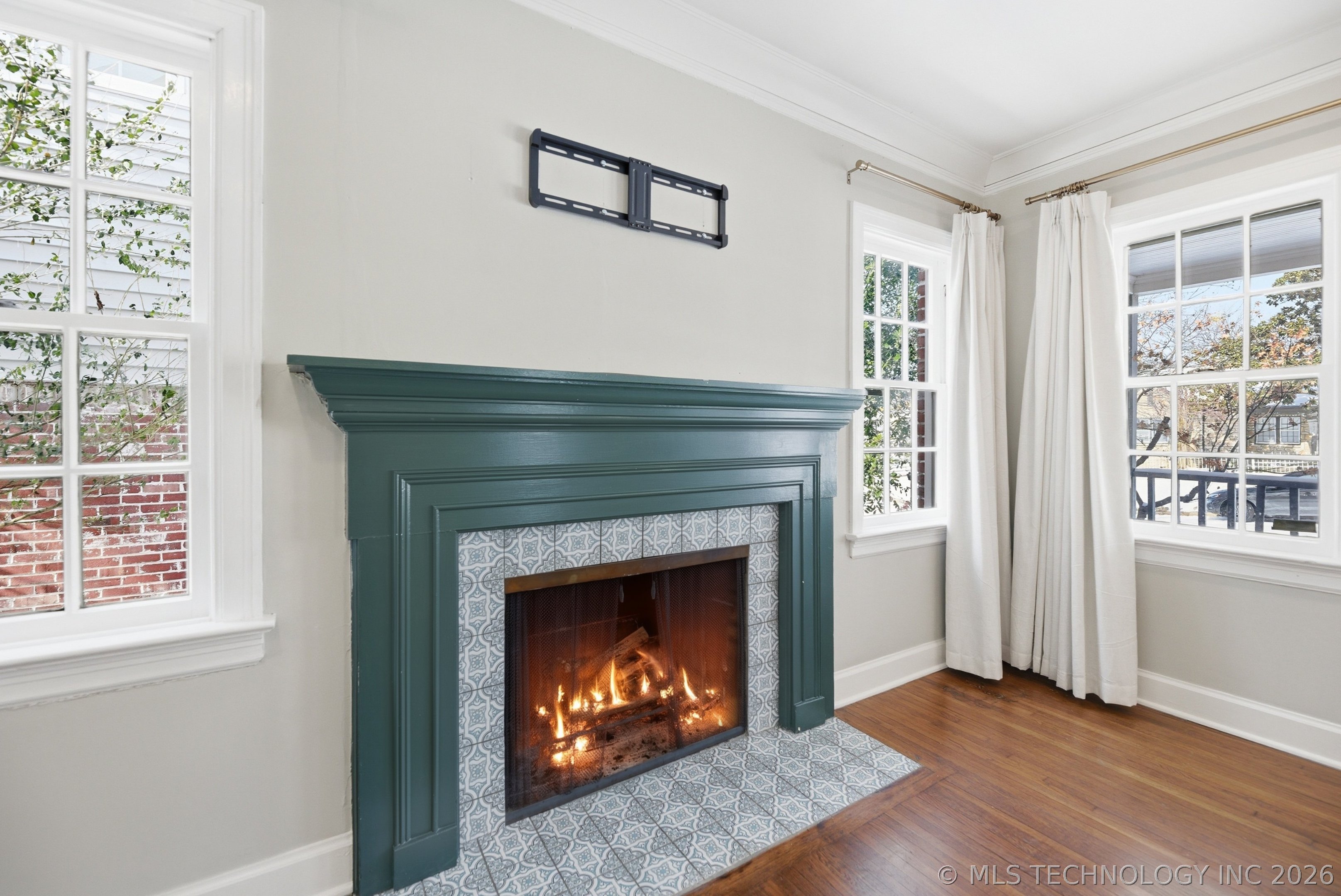 1608 E 35th Street Property Photo 6