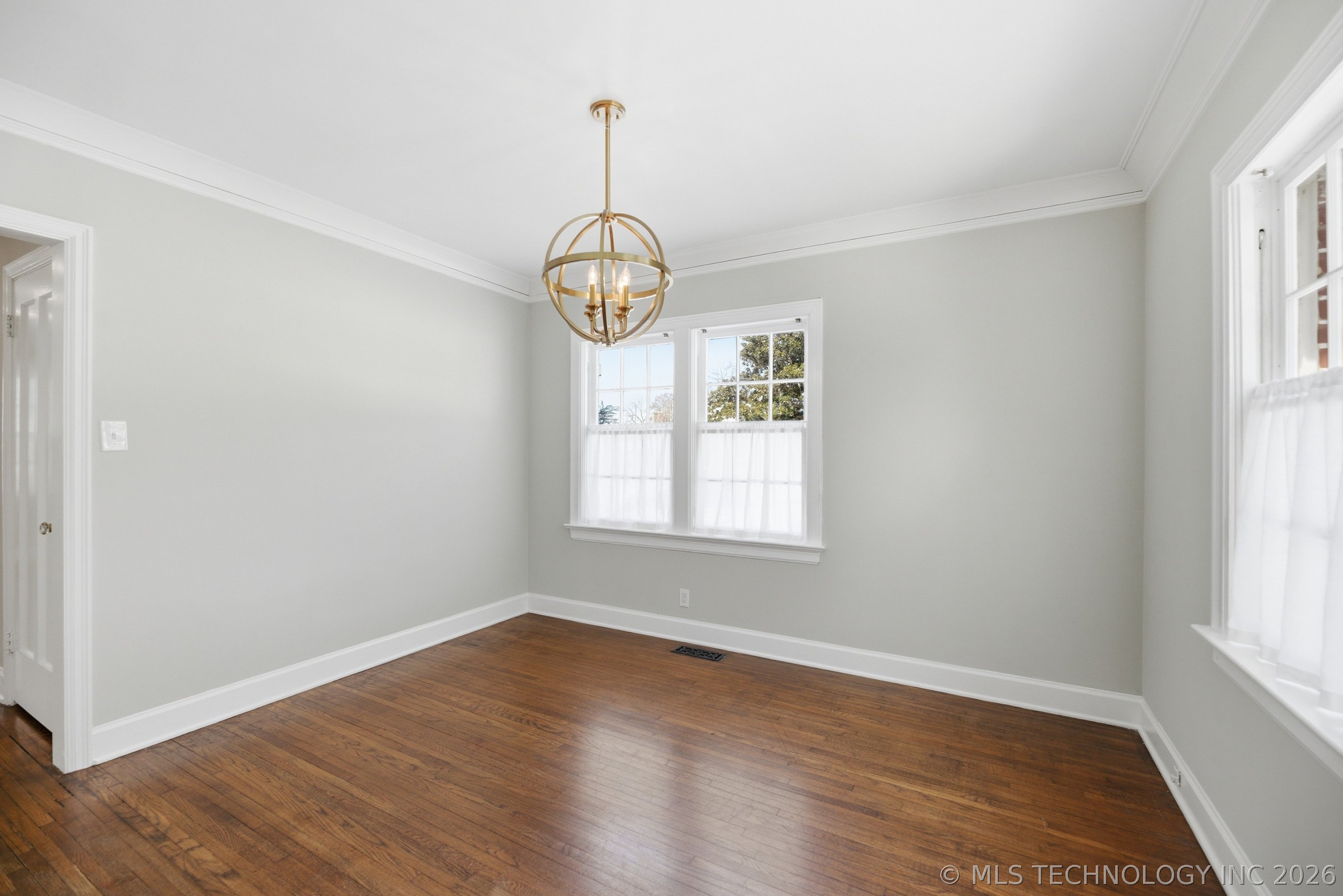 1608 E 35th Street Property Photo 8