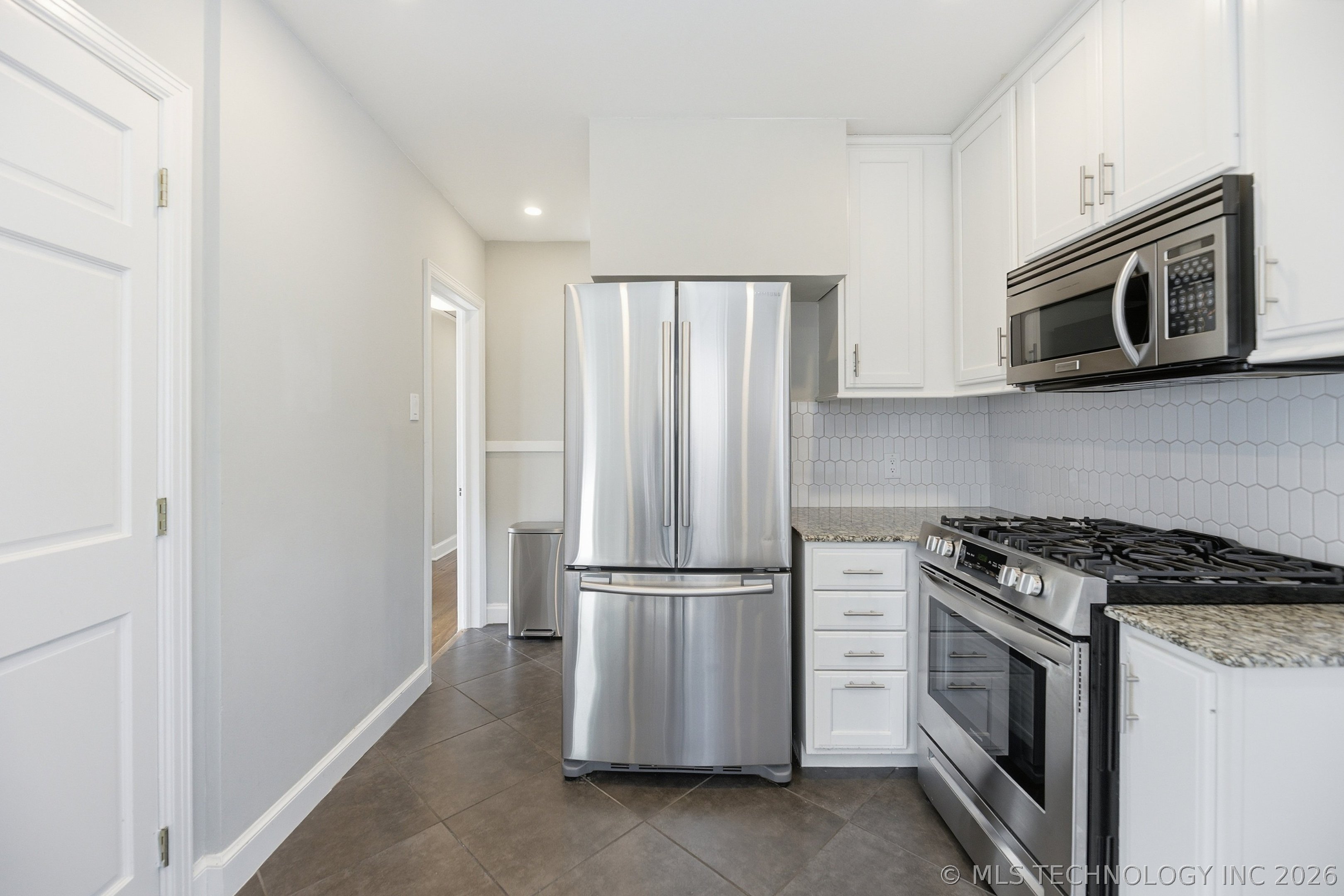 1608 E 35th Street Property Photo 12