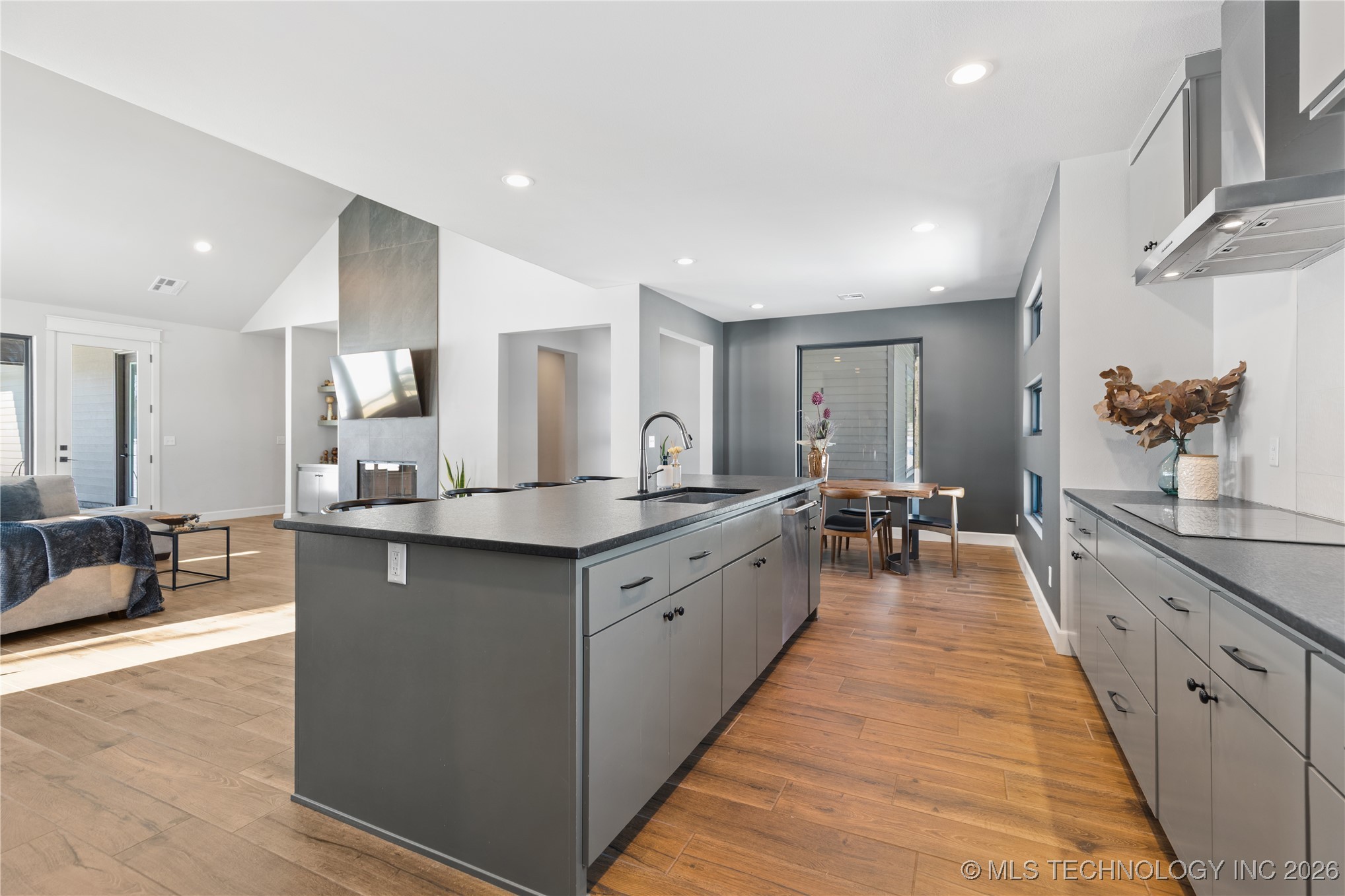 4240 S 289th East Avenue Property Photo 10