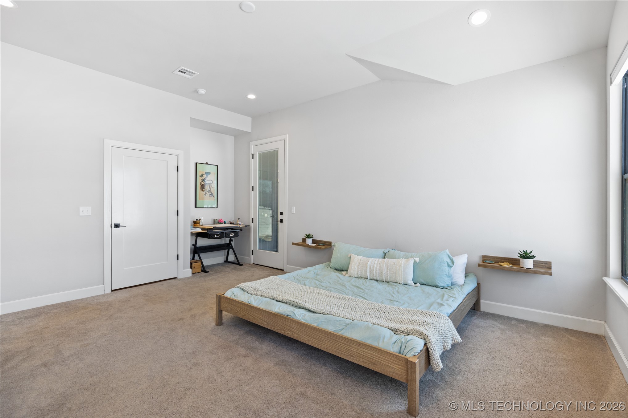 4240 S 289th East Avenue Property Photo 20