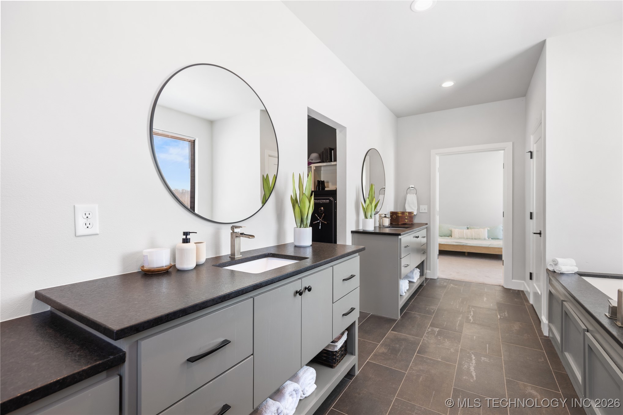 4240 S 289th East Avenue Property Photo 23