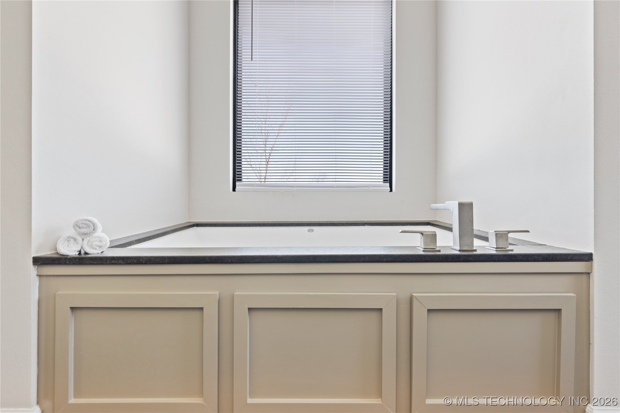 4240 S 289th East Avenue Property Photo 25