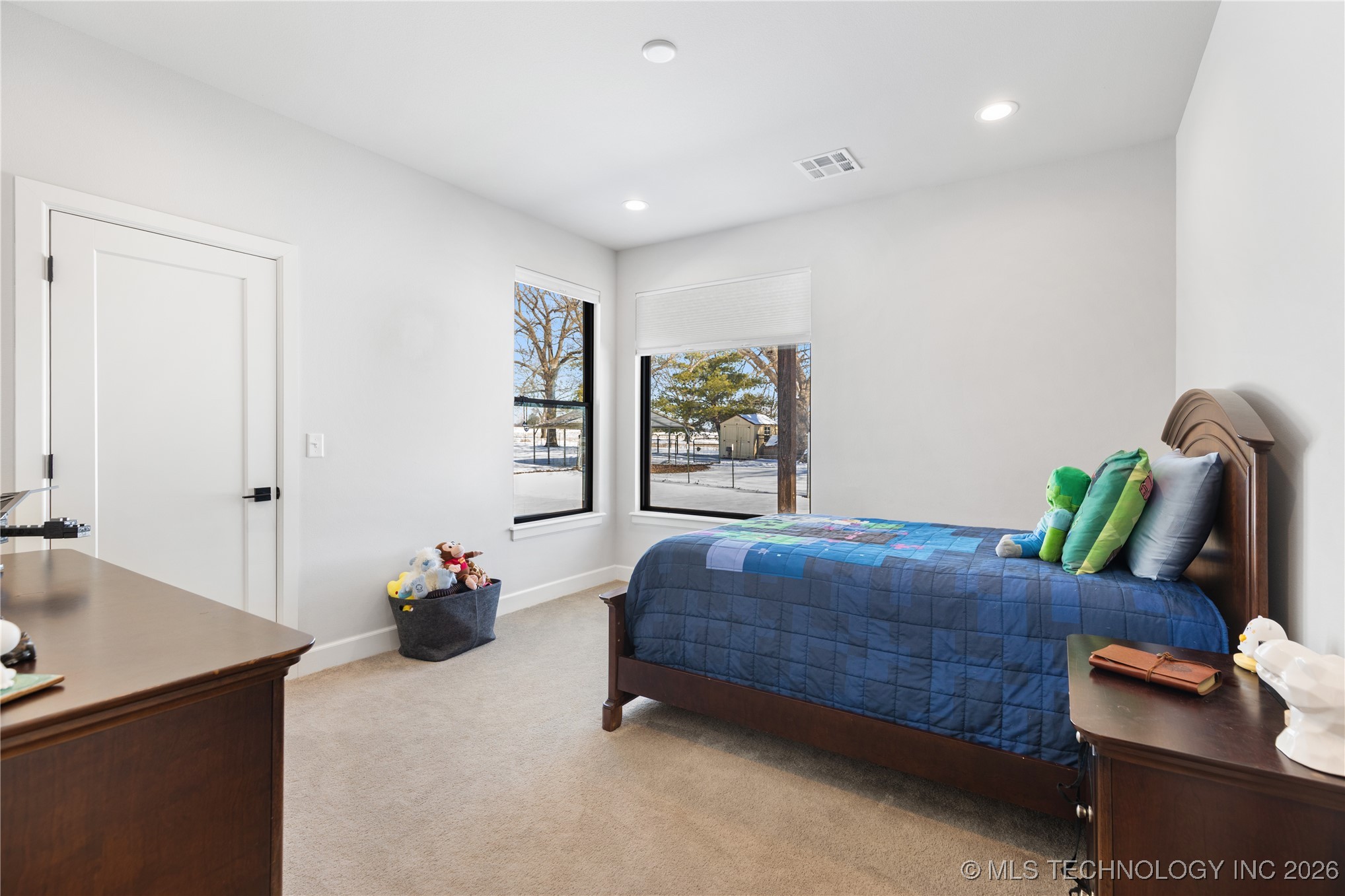 4240 S 289th East Avenue Property Photo 28