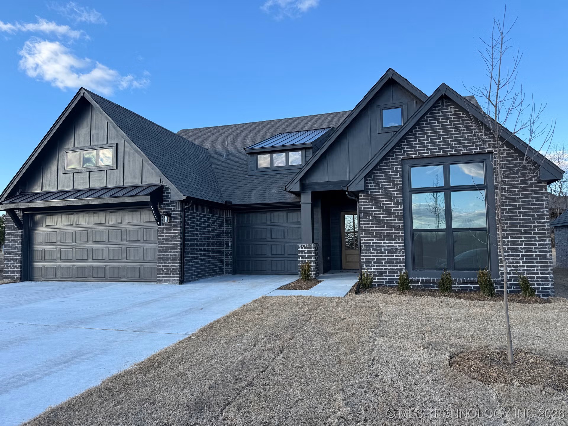 3143 E 147th Place Property Photo 2