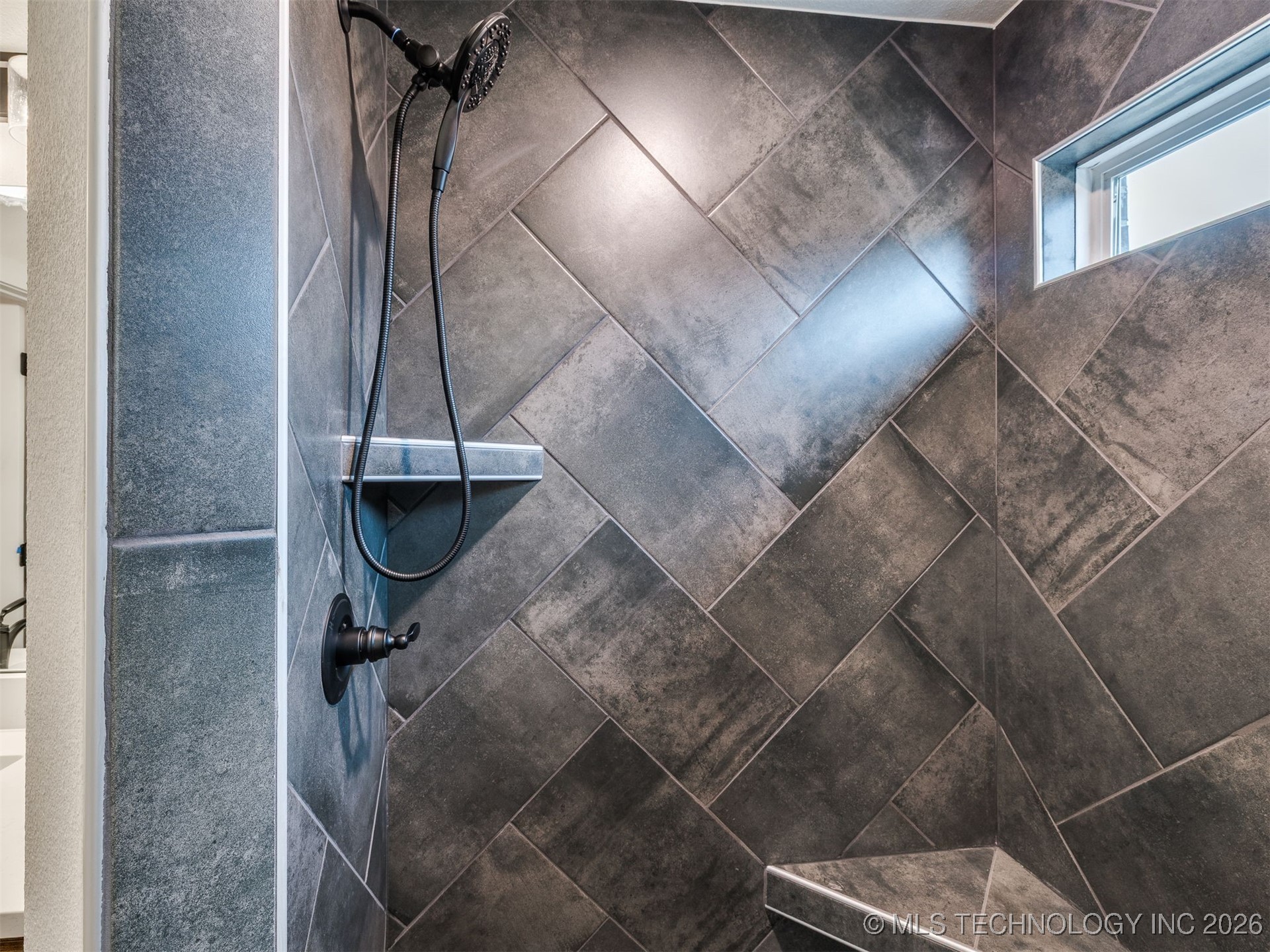 3143 E 147th Place Property Photo 17