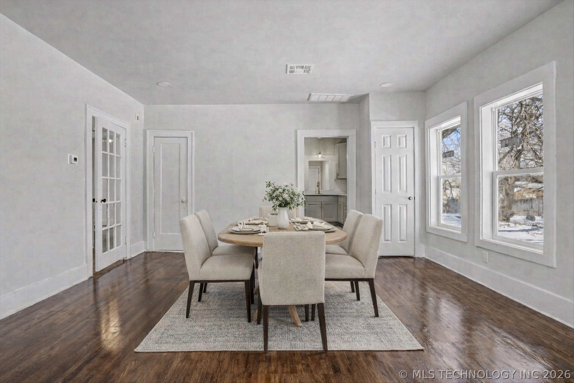 1340 N Boston Avenue Property Photo 6