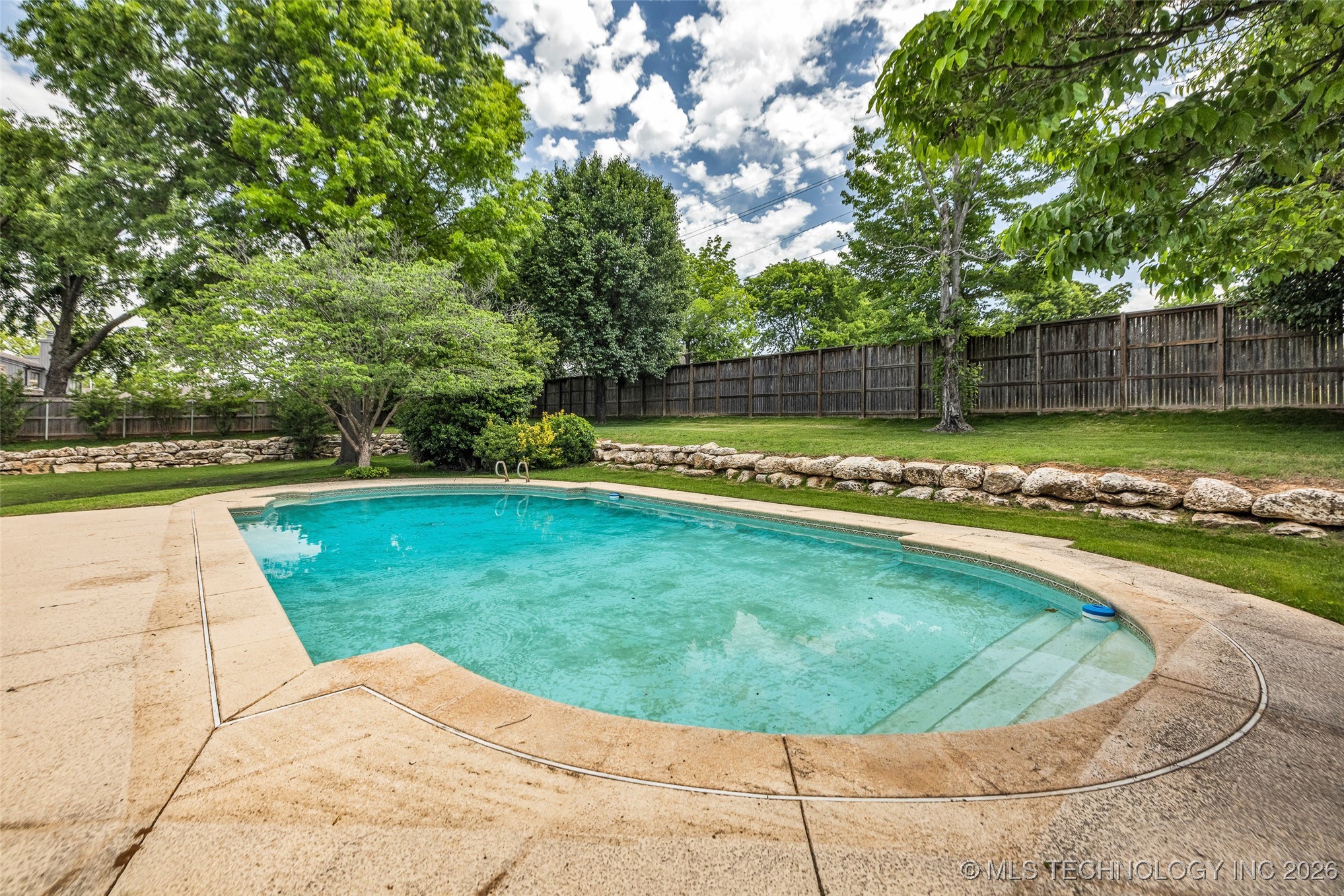 9417 S Gary Avenue Property Photo 4