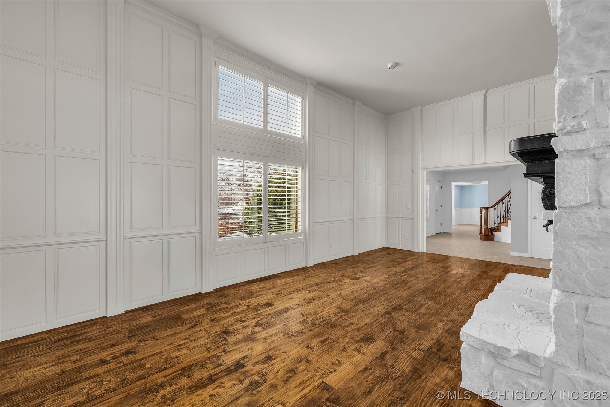 9417 S Gary Avenue Property Photo 11