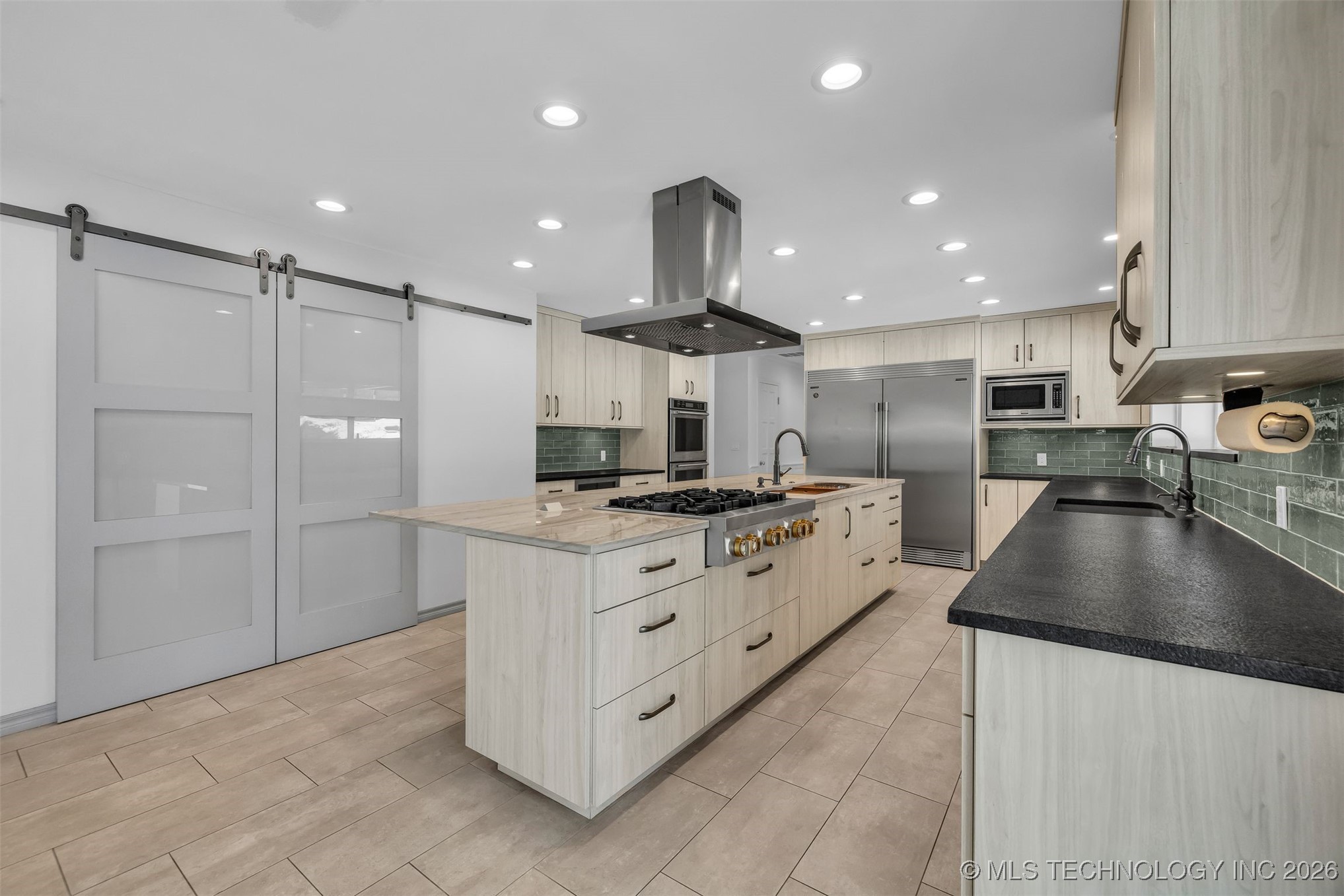 9417 S Gary Avenue Property Photo 22