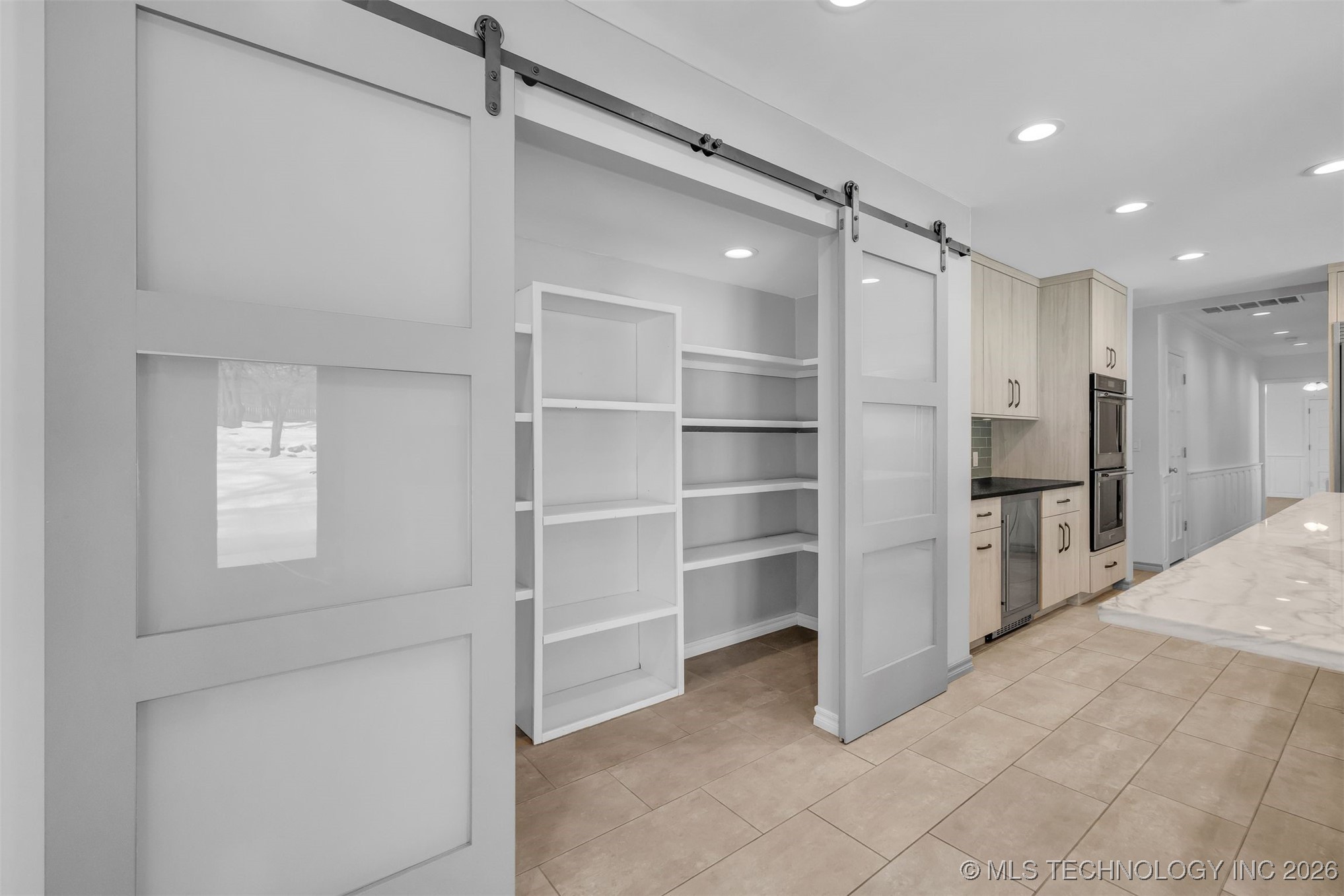 9417 S Gary Avenue Property Photo 23