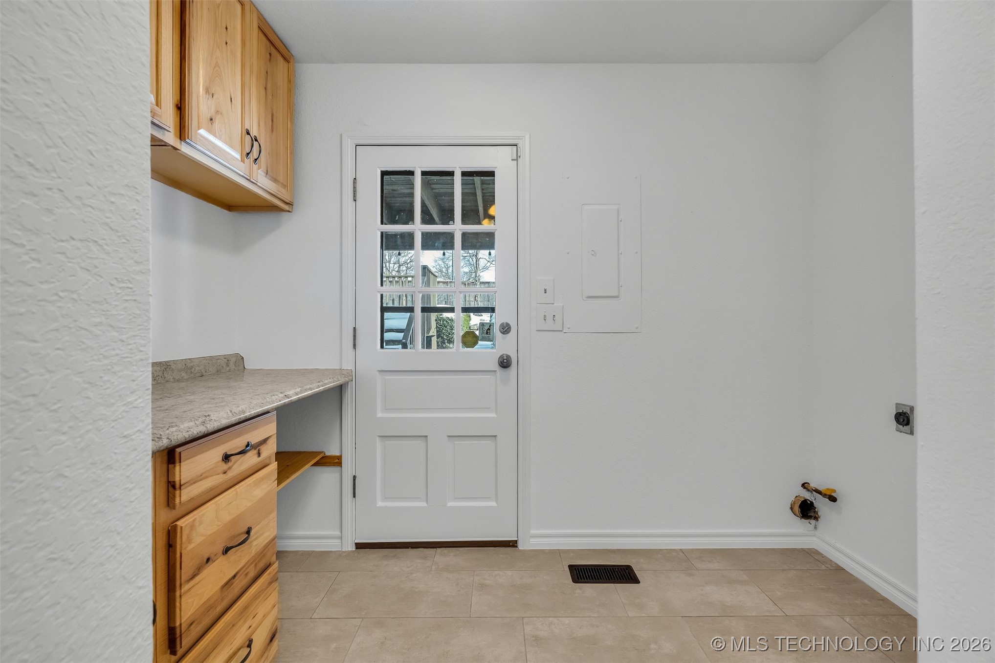 9417 S Gary Avenue Property Photo 39