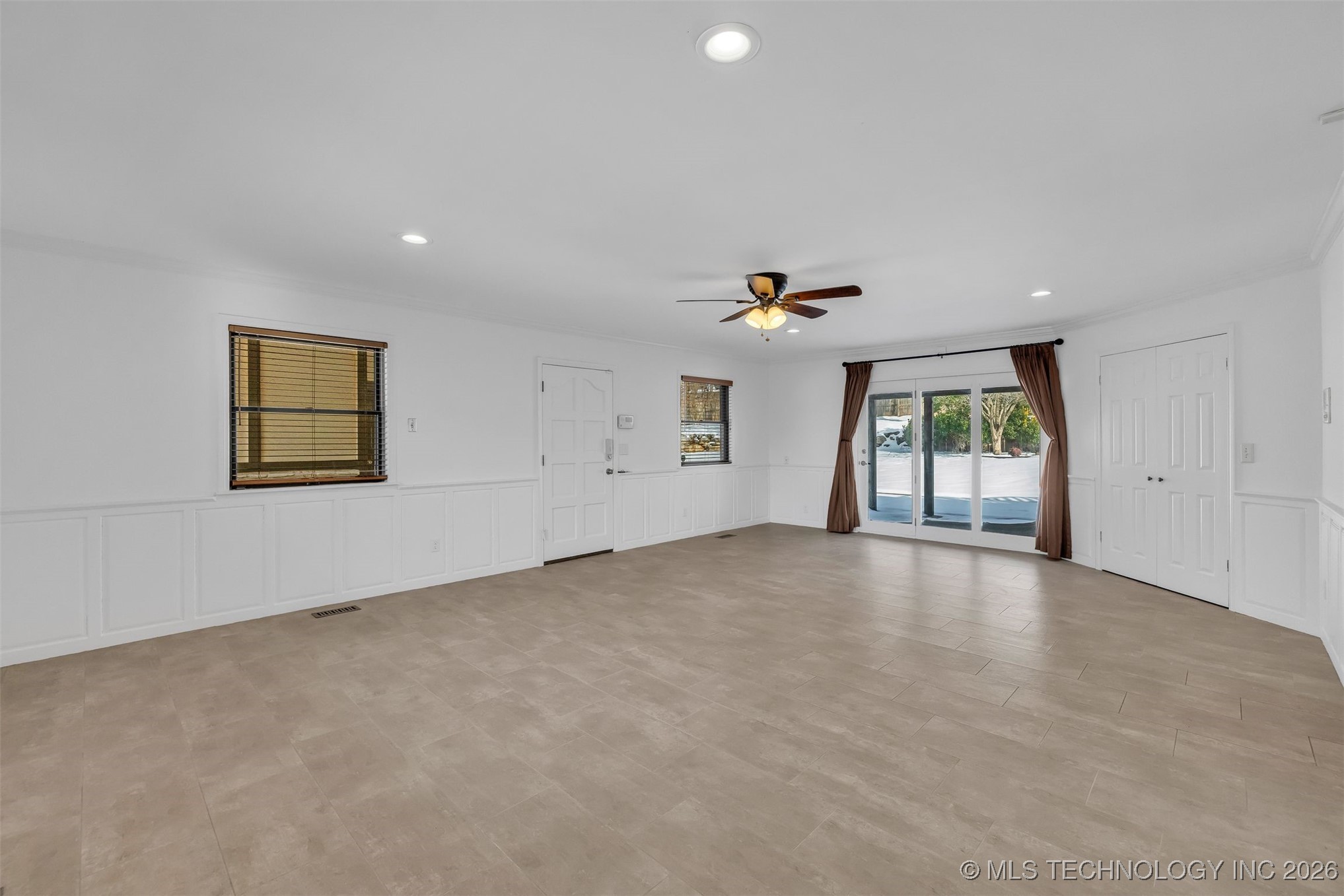 9417 S Gary Avenue Property Photo 46