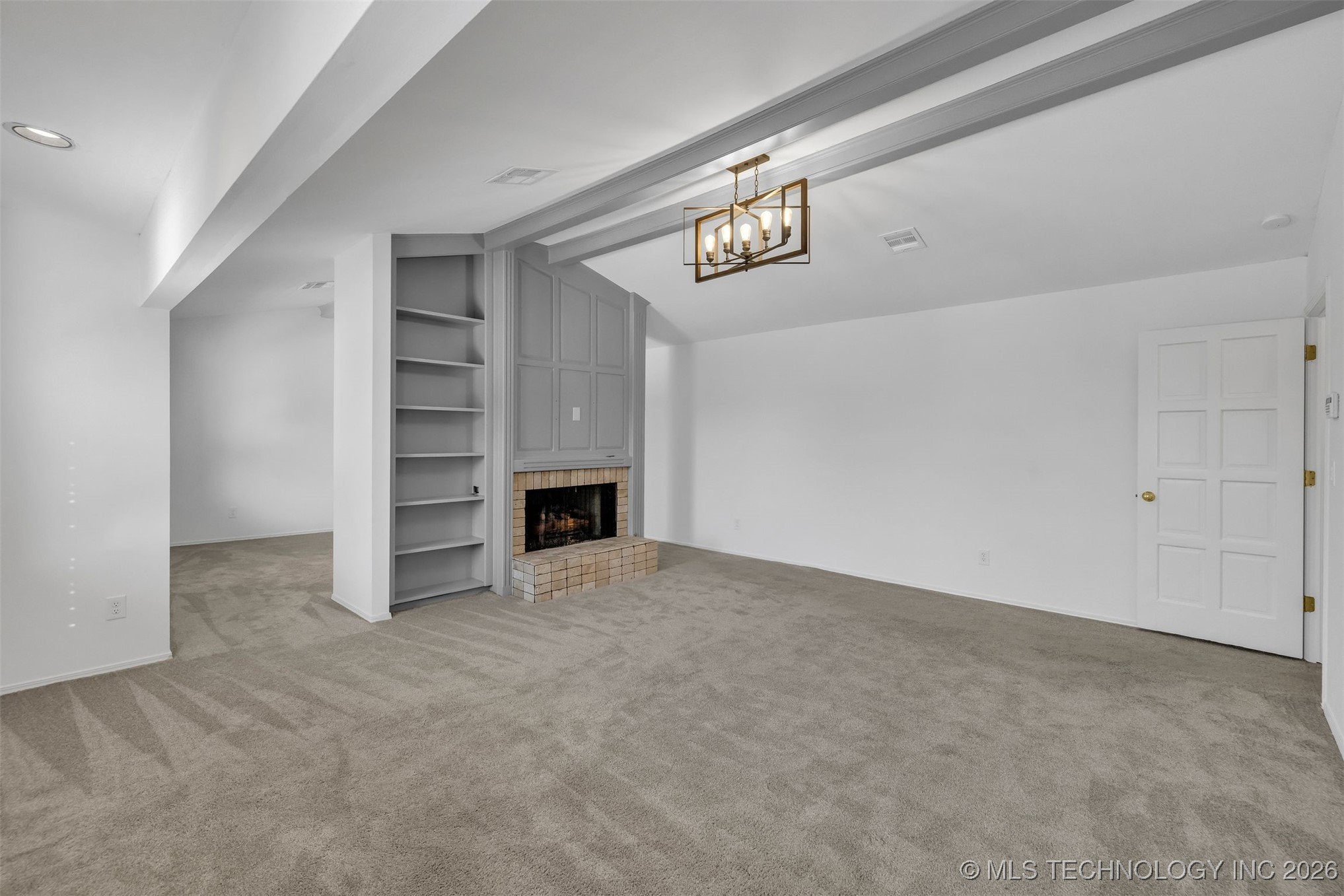 9417 S Gary Avenue Property Photo 48