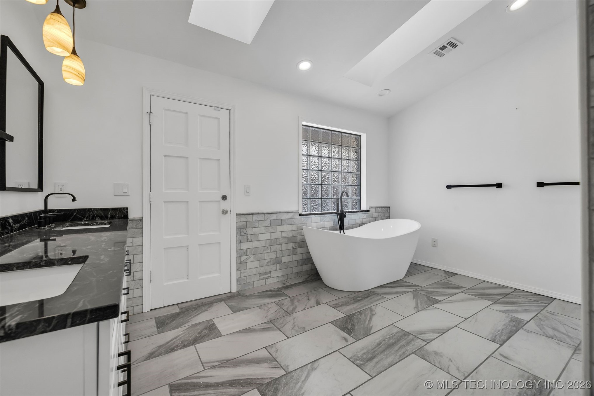 9417 S Gary Avenue Property Photo 55