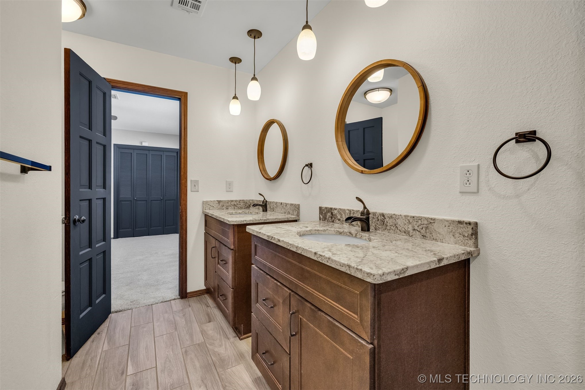 9417 S Gary Avenue Property Photo 72