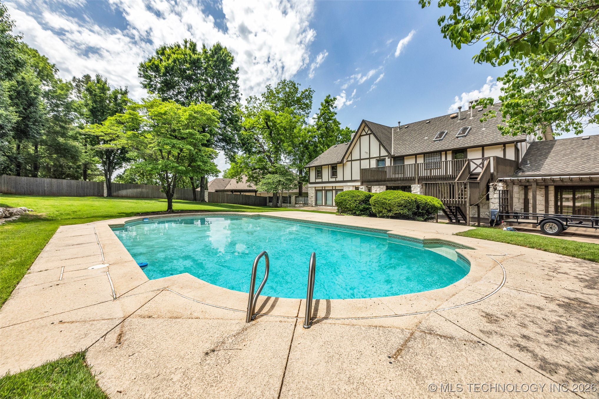 9417 S Gary Avenue Property Photo 92