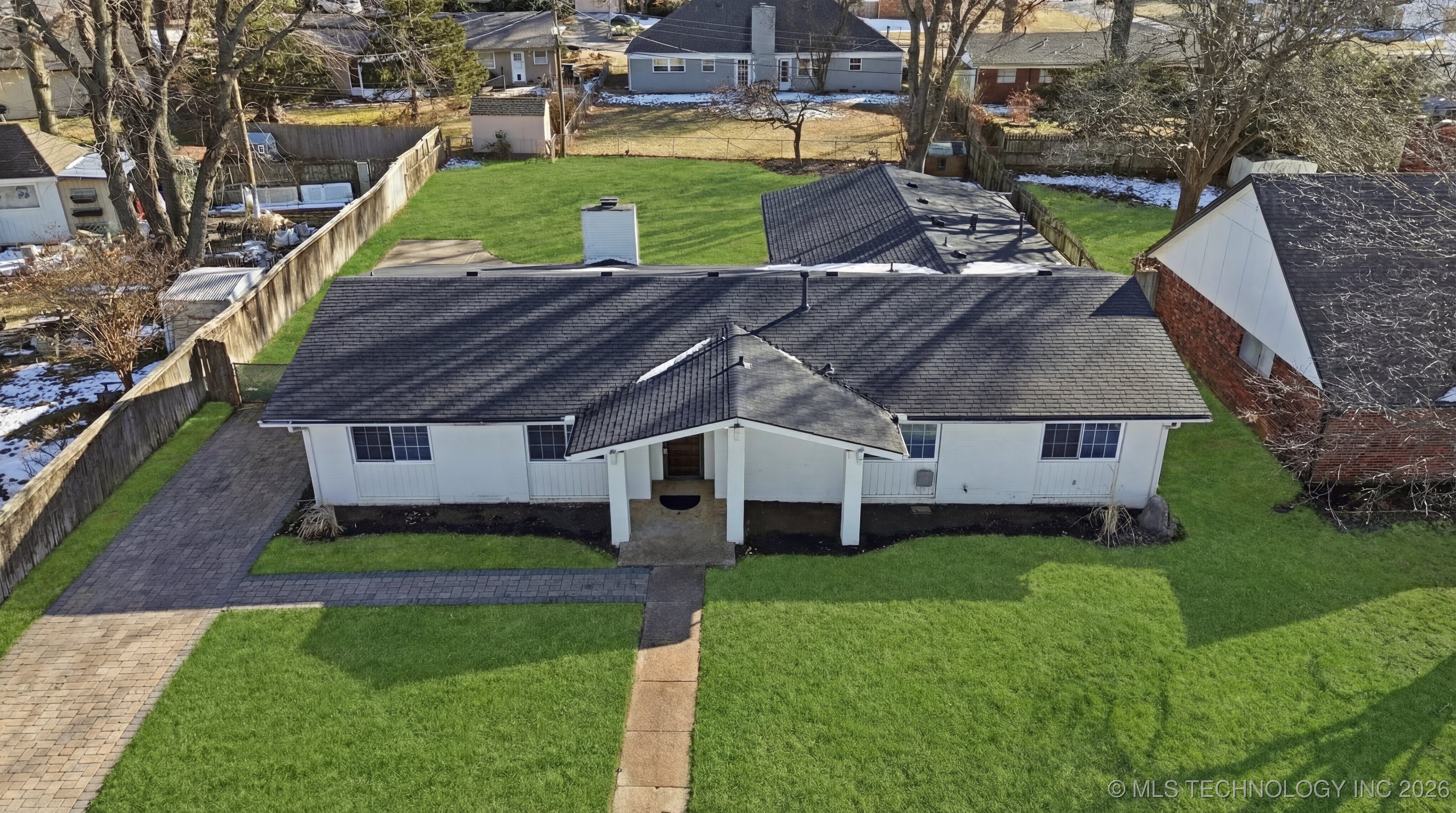 6534 E 56th Place Property Photo 6