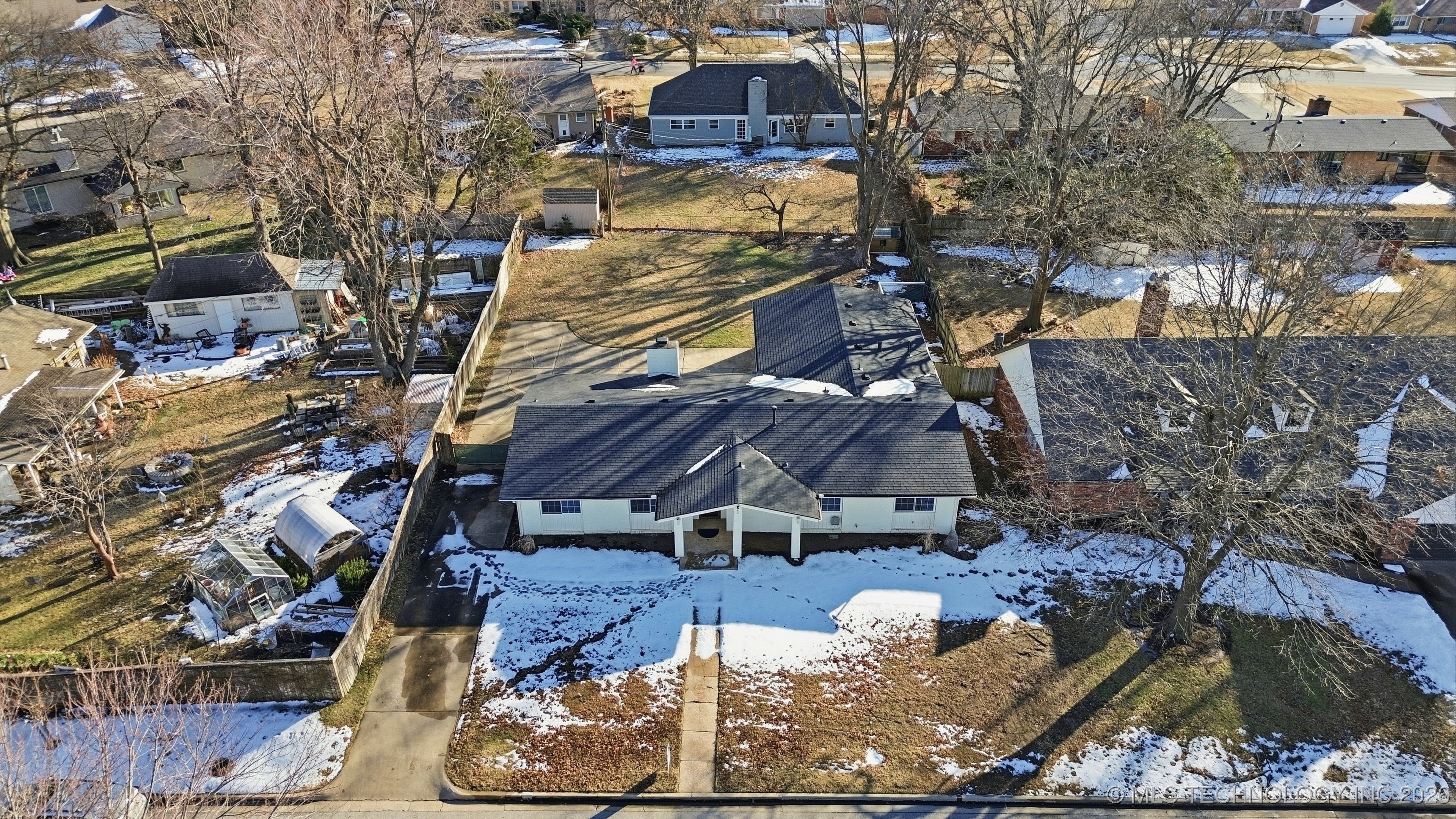 6534 E 56th Place Property Photo 7