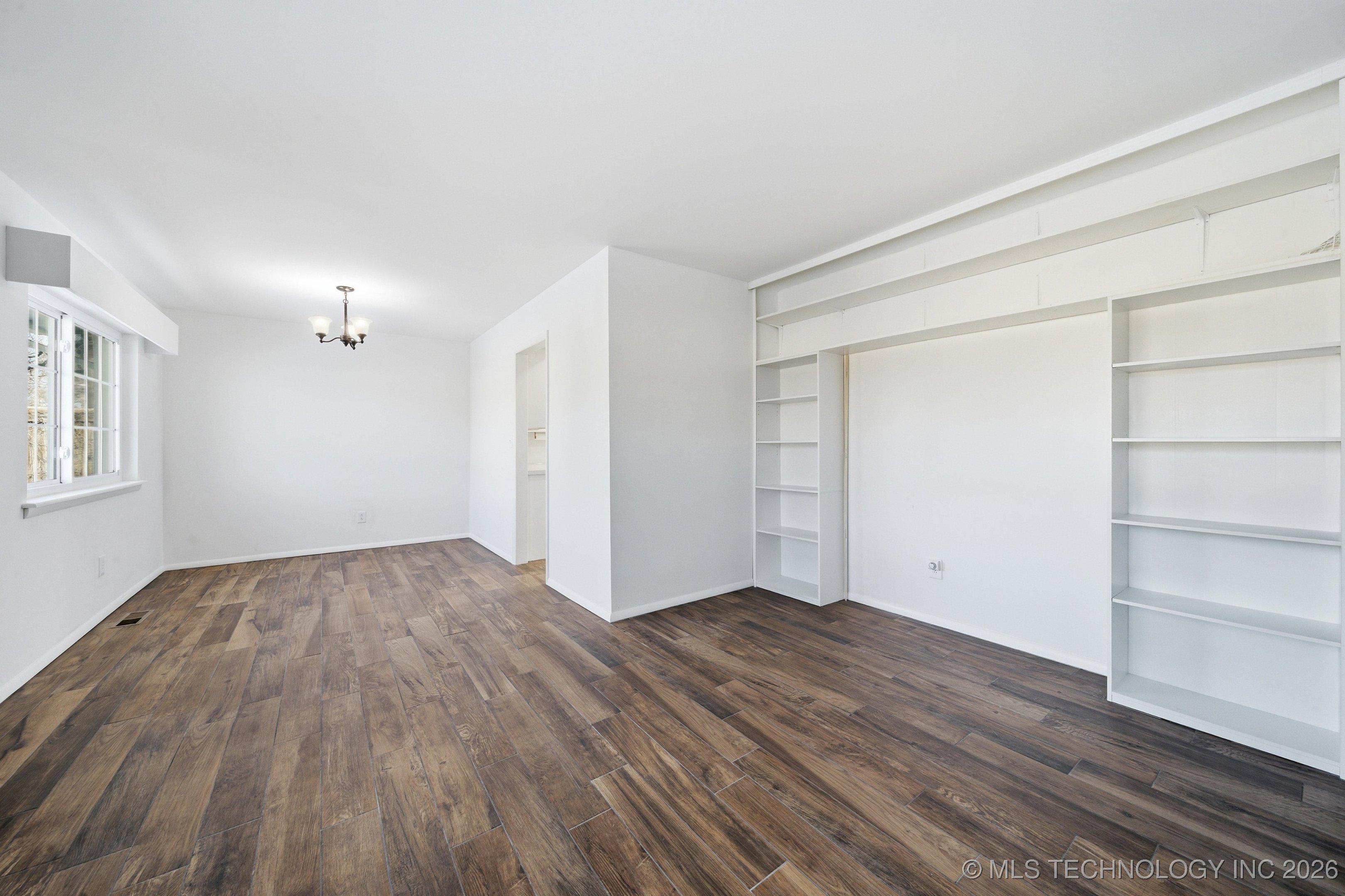 6534 E 56th Place Property Photo 10