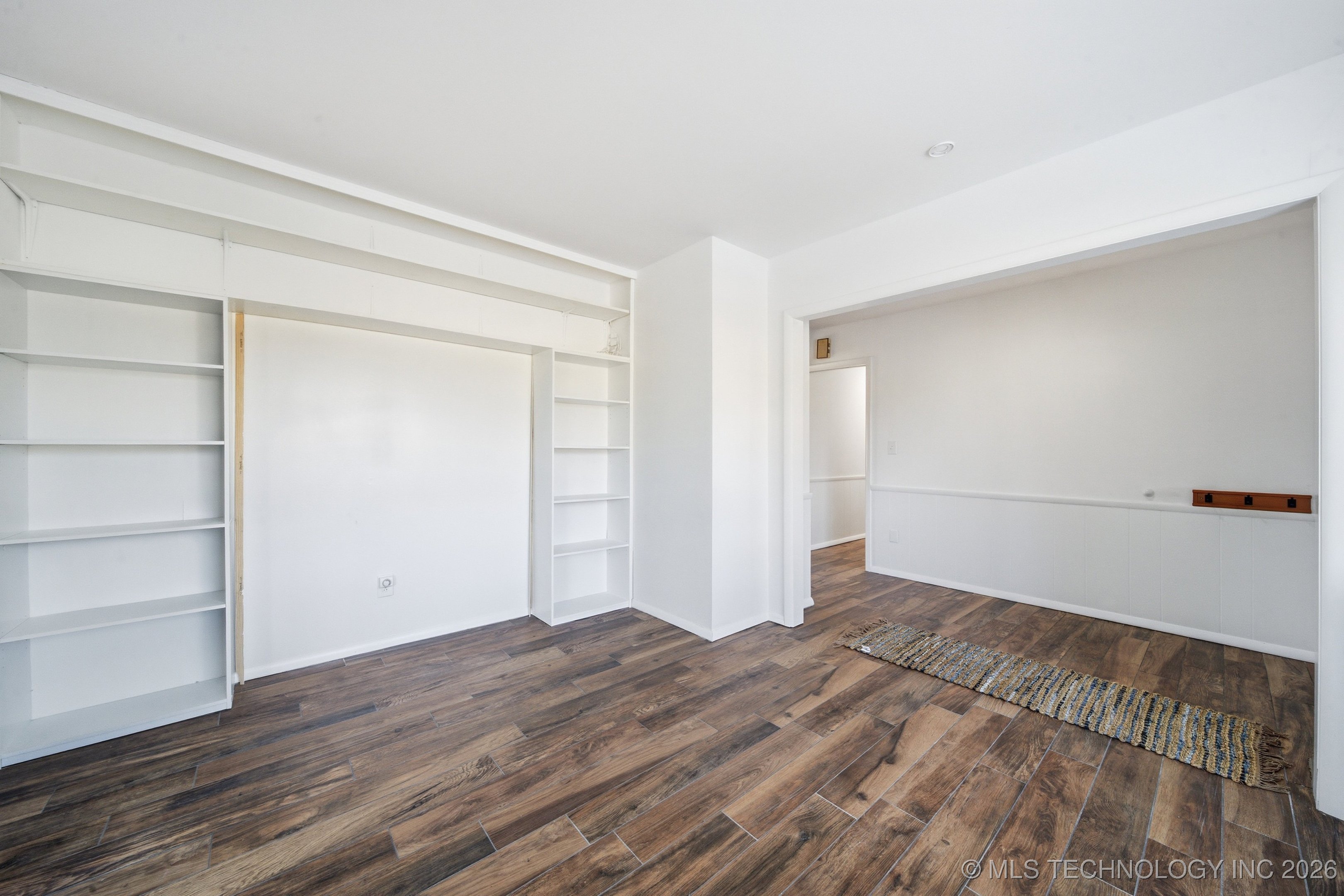 6534 E 56th Place Property Photo 11